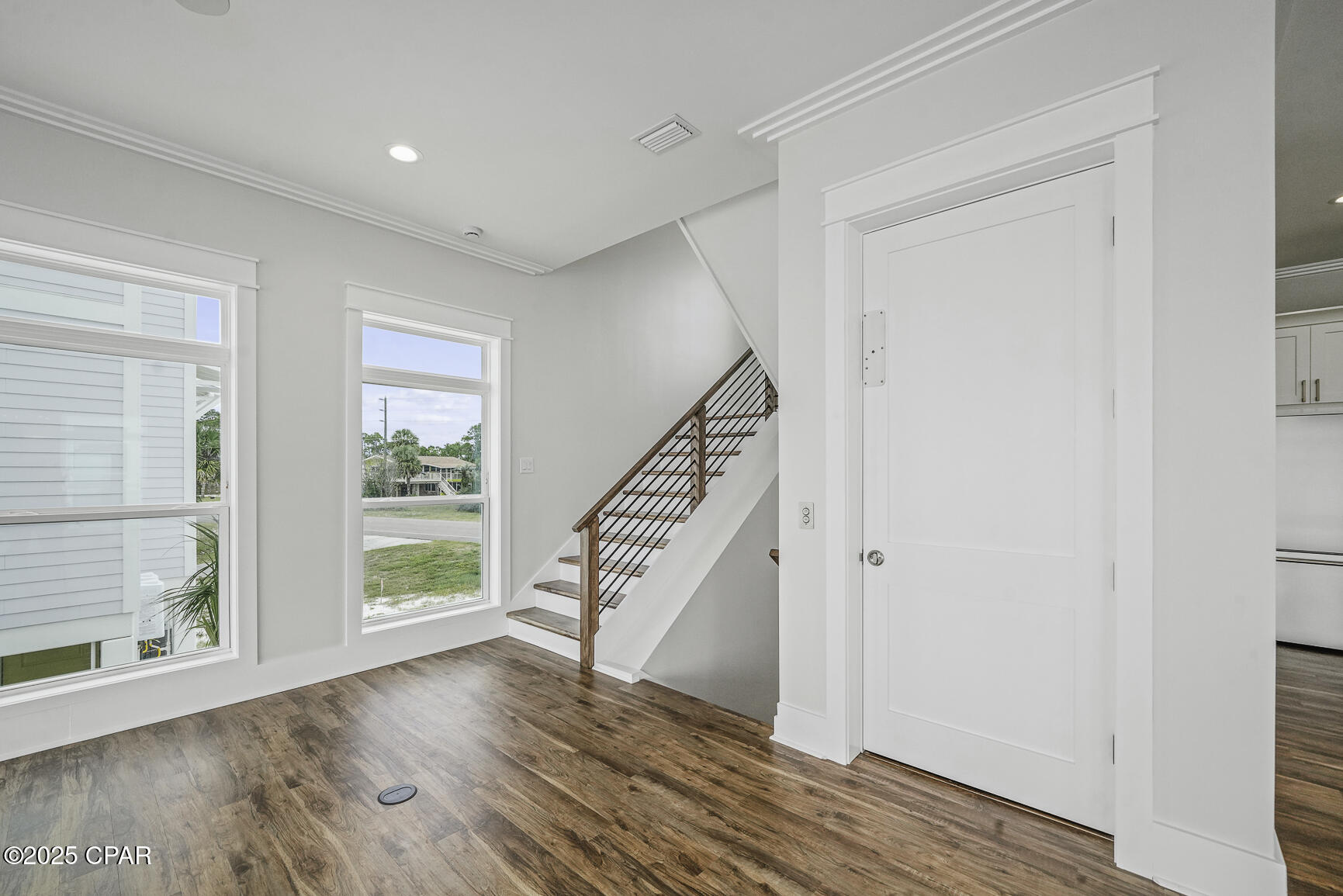 Listing photo id 14 for 273 Watermark Way