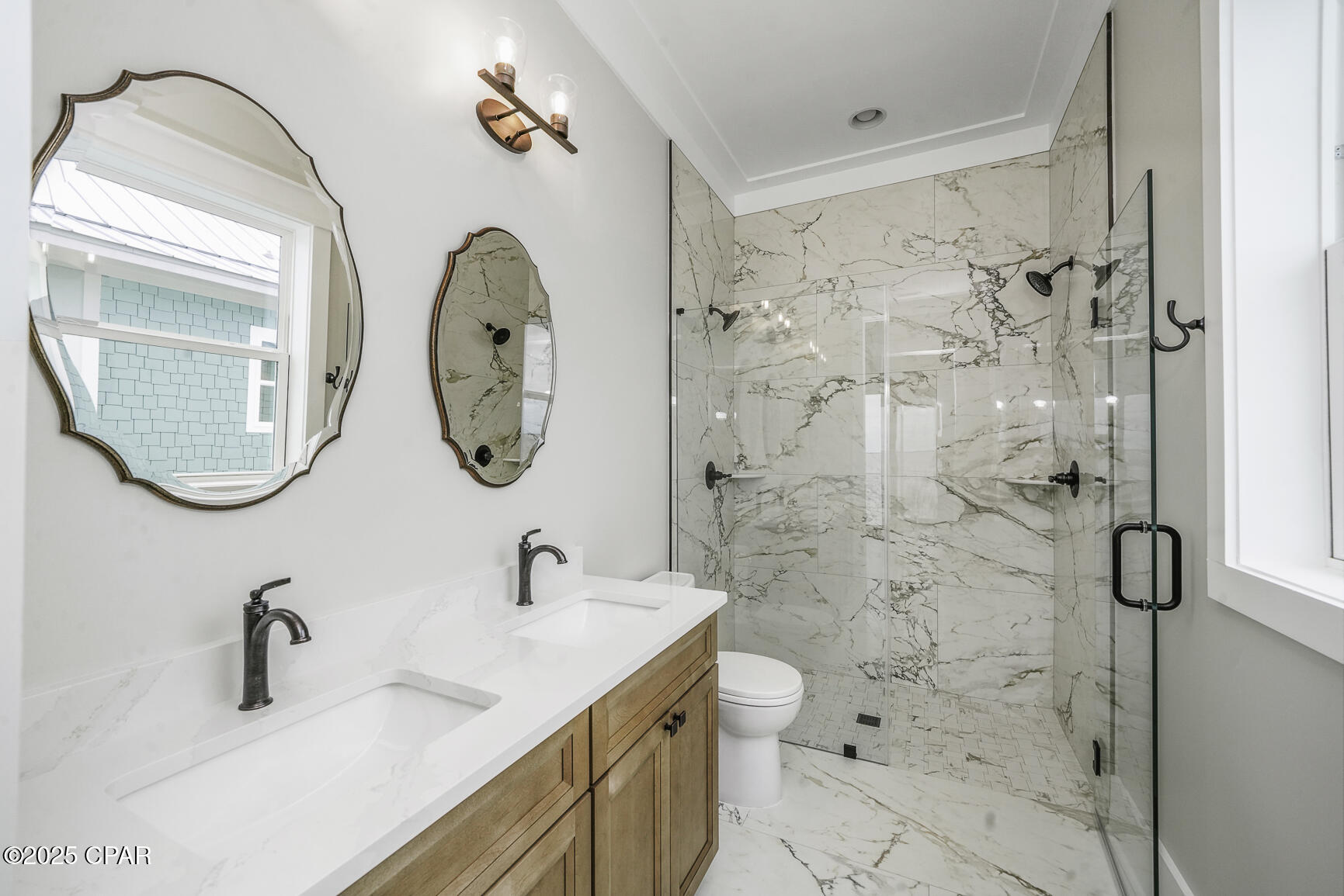 Listing photo id 24 for 273 Watermark Way