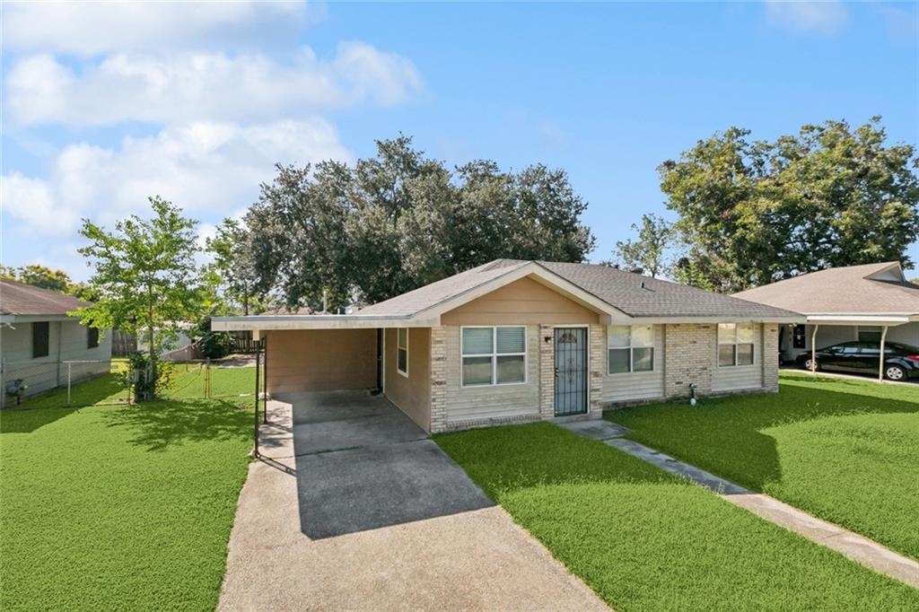 Homes for sale in Violet, LA | 15 Victorian Ct, Violet, LA 70092 | MLS# 2524589