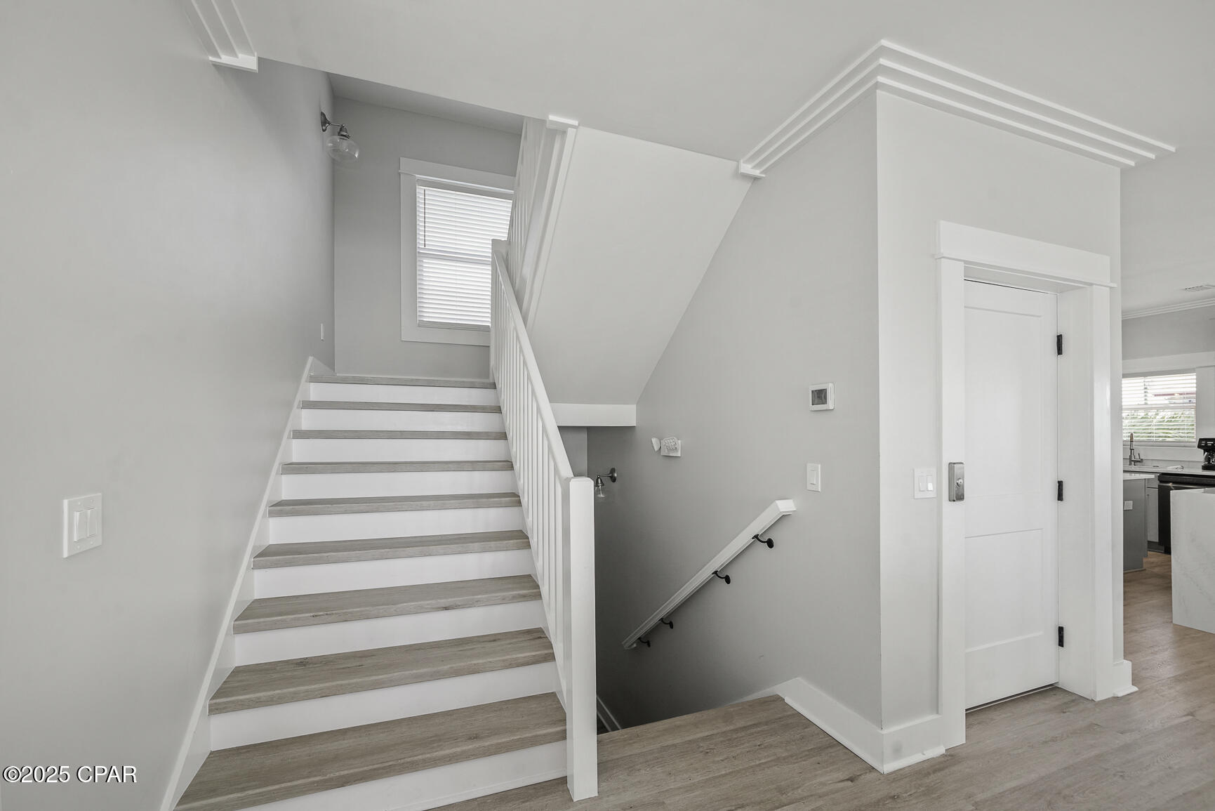 Image 15 For 1001 Highway 98