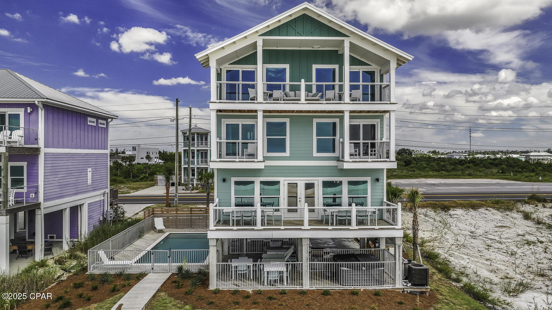 Image 2 For 1001 Highway 98