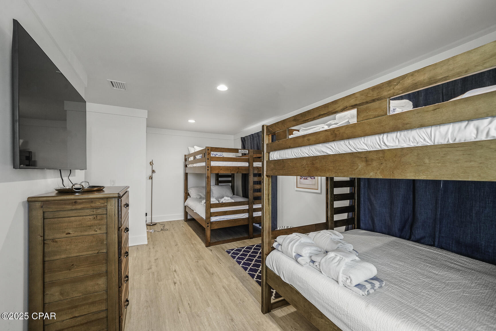 Image 23 For 1001 Highway 98