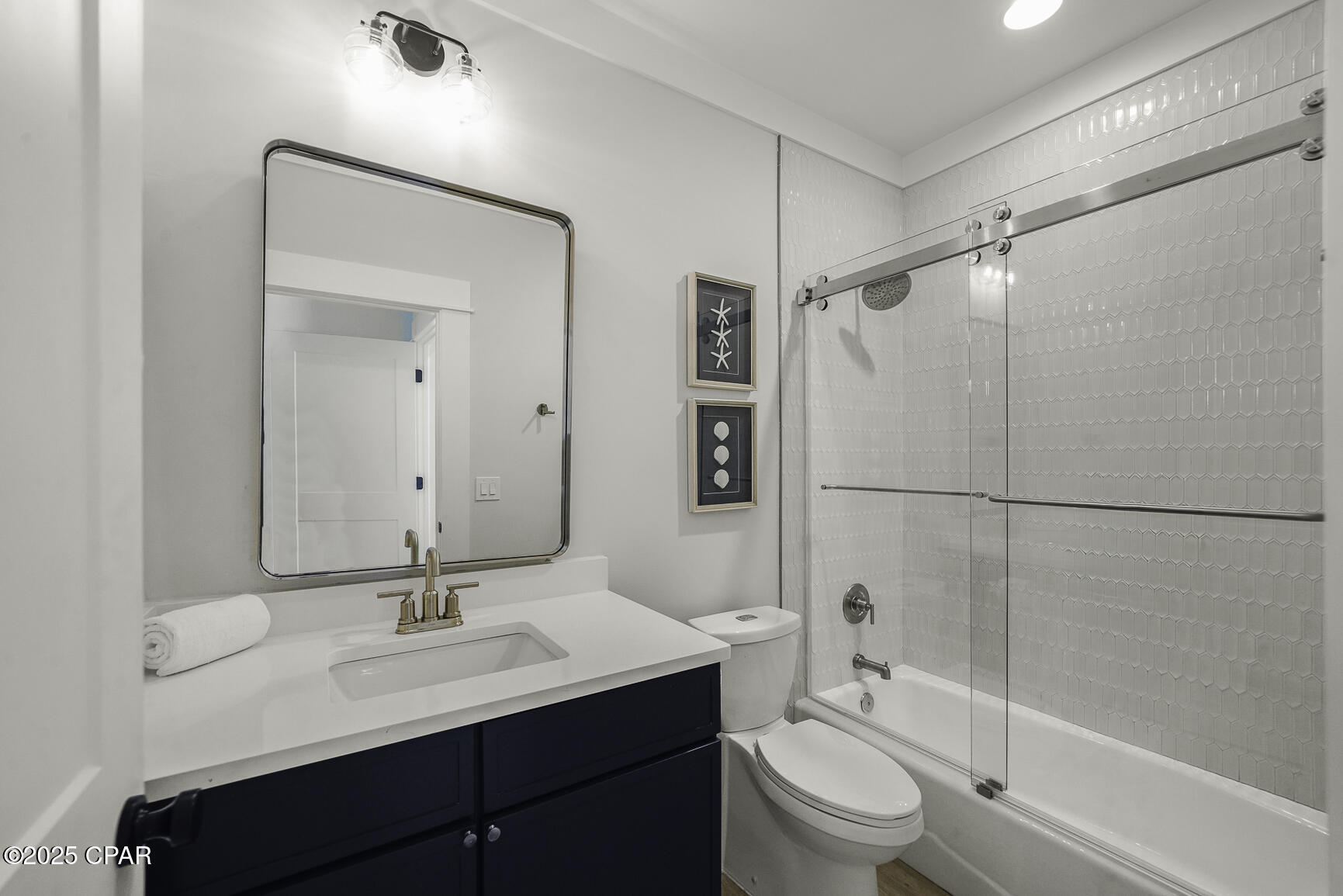 Image 31 For 1001 Highway 98