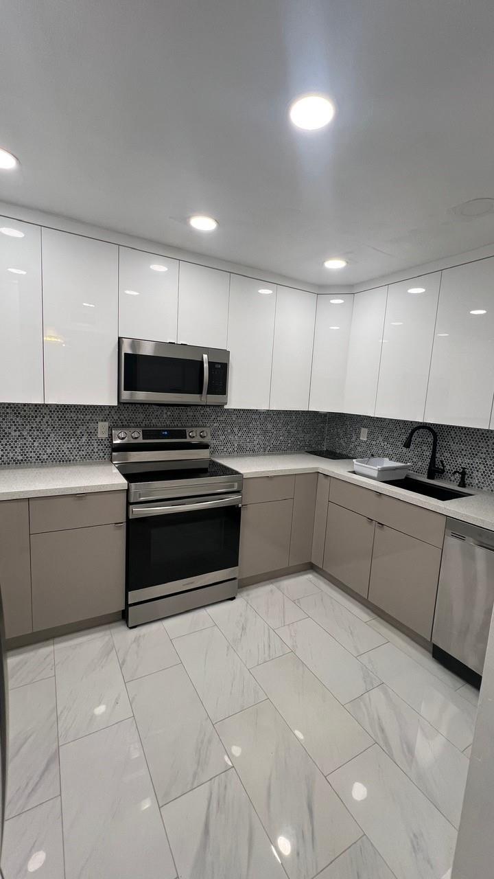 Chantilly Condominium