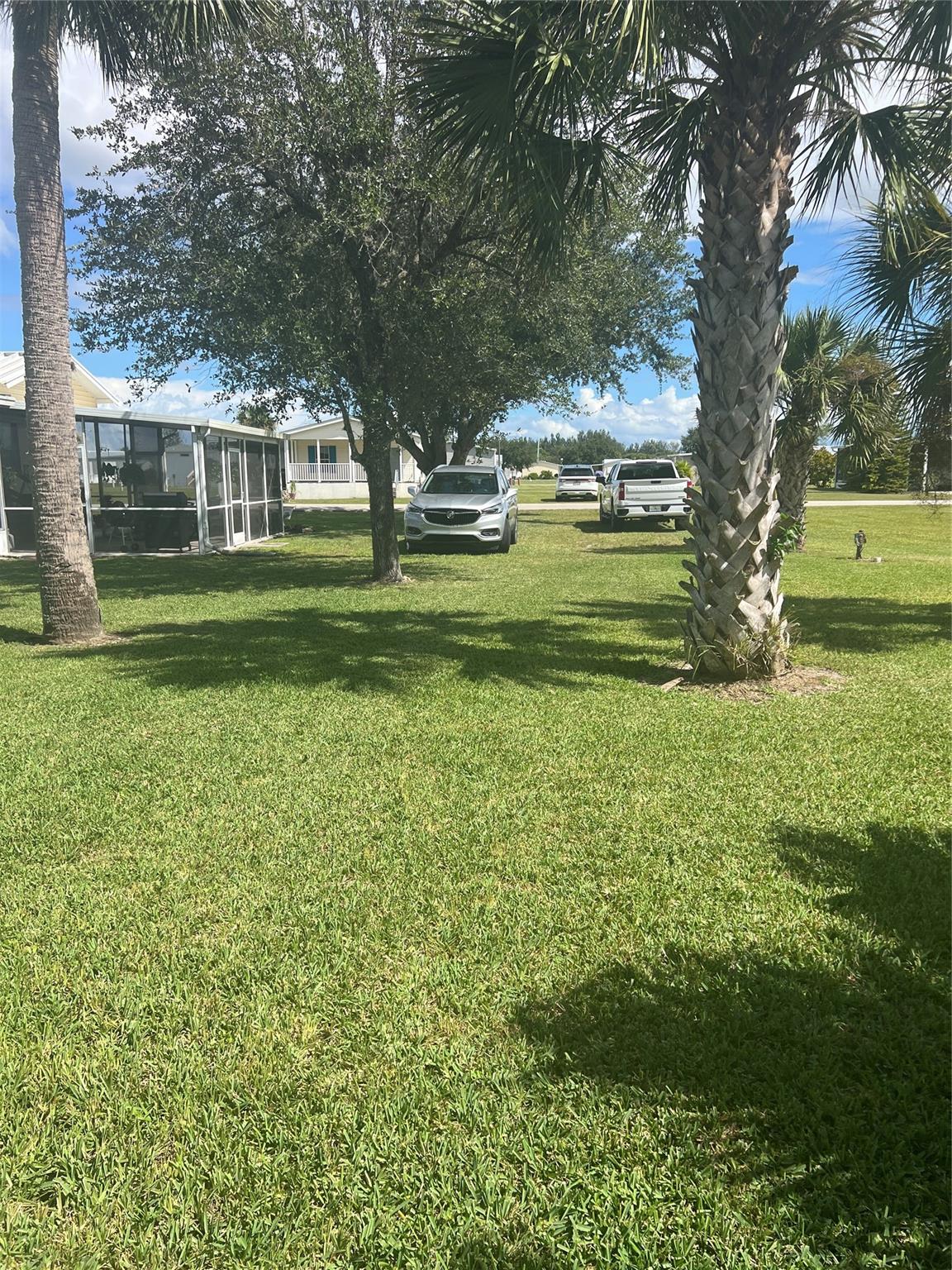 Homes for sale in Moore Haven, FL | 913 Yacht Club Way, Moore Haven, FL 33471 | MLS# F10530826