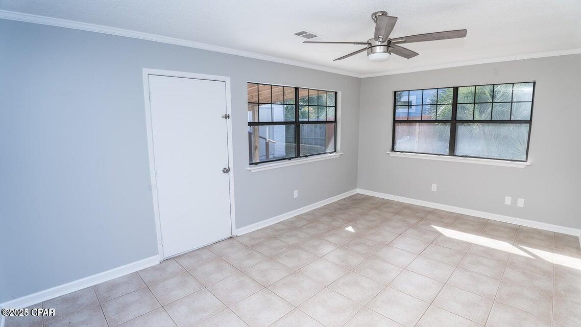 Image 18 For 247 Poinsettia Drive