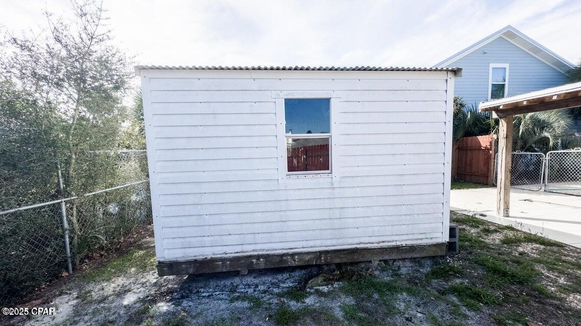 Image 31 For 247 Poinsettia Drive