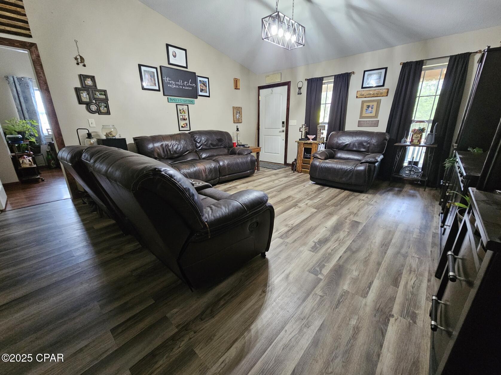 Image 13 For 838 Rebecca Court