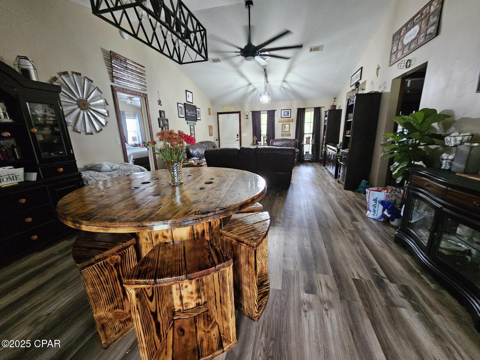 Image 16 For 838 Rebecca Court