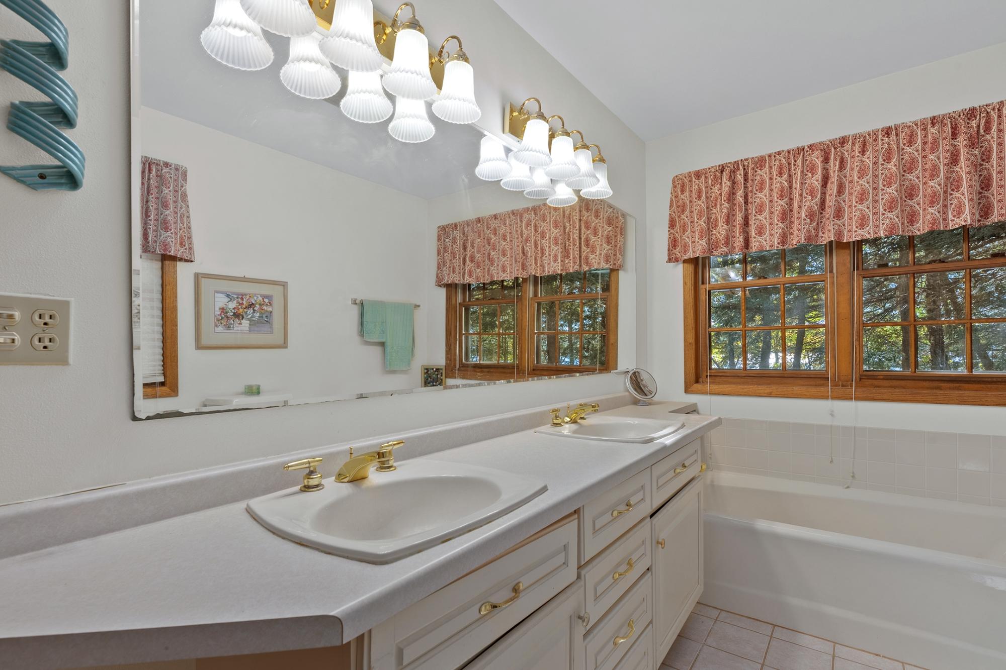 Island Lake (3L) Property 1311 Luebbing Rd Photo 12