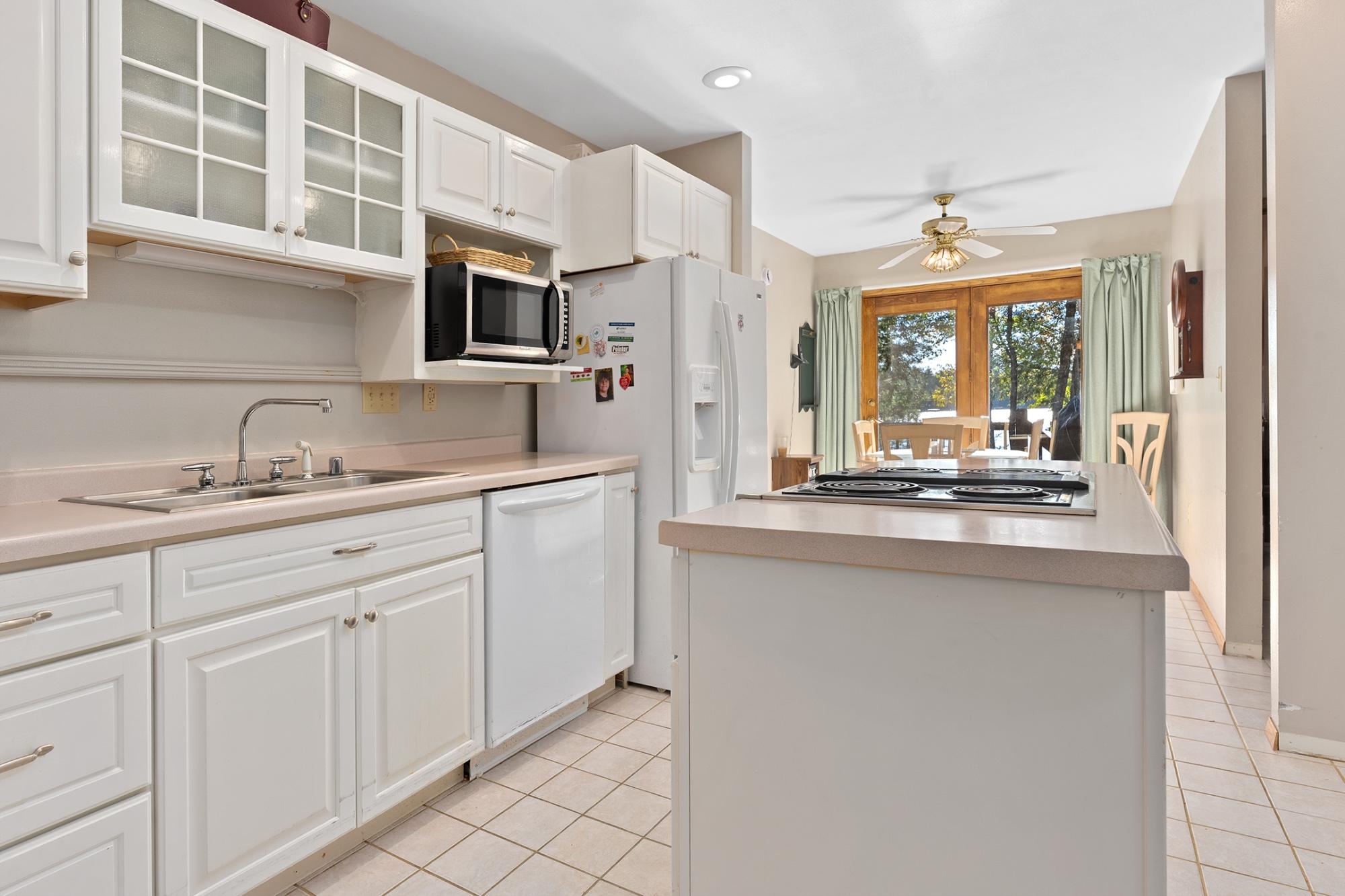 Island Lake (3L) Property 1311 Luebbing Rd Photo 8