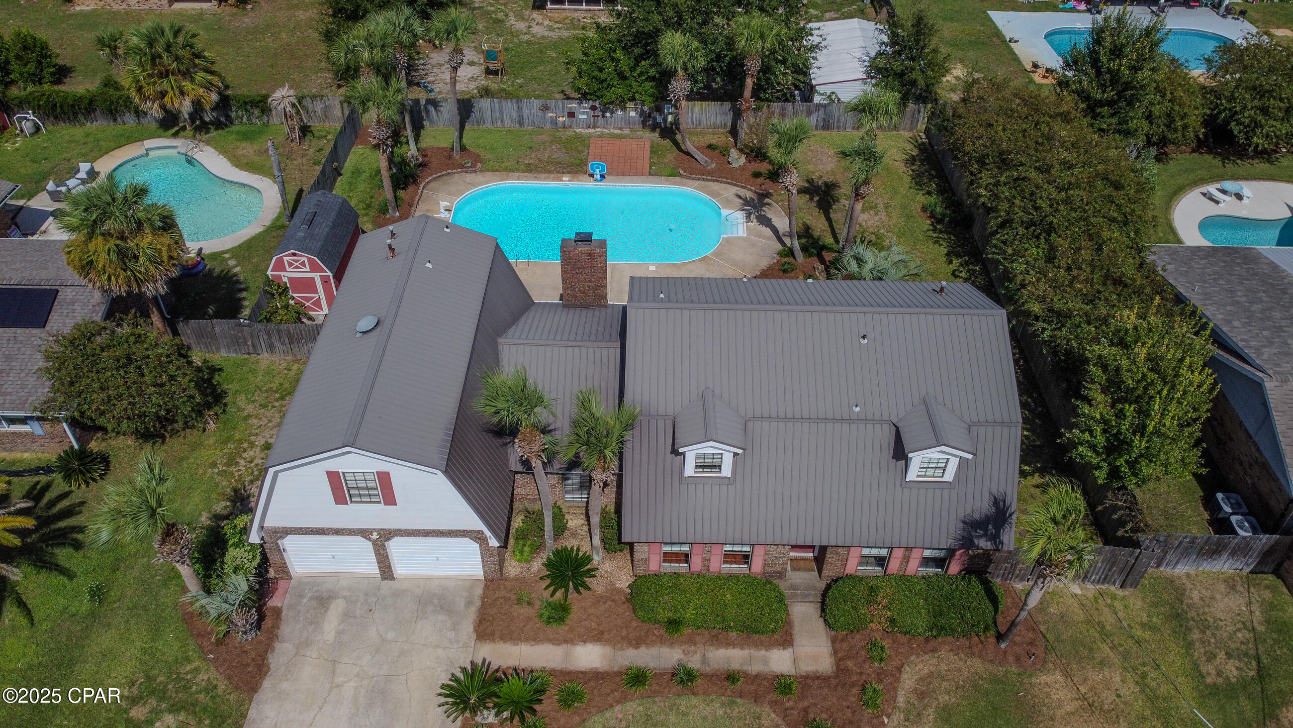 Image 2 For 768 Longwood Circle