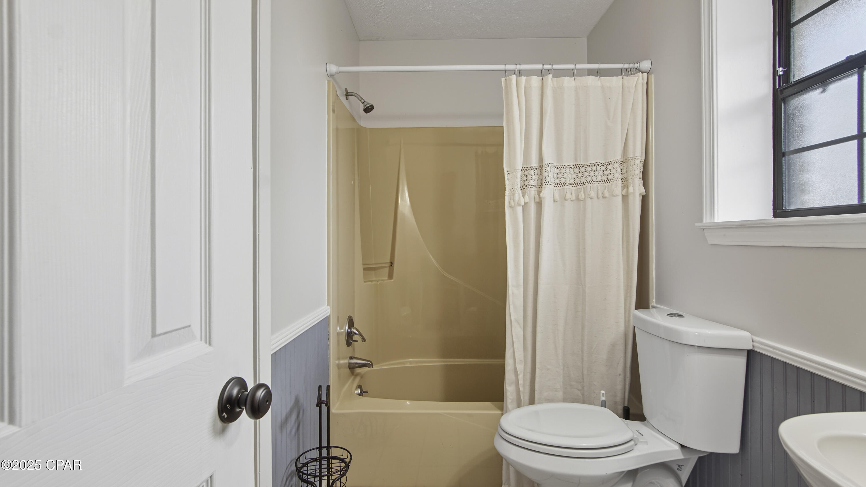 Image 23 For 768 Longwood Circle