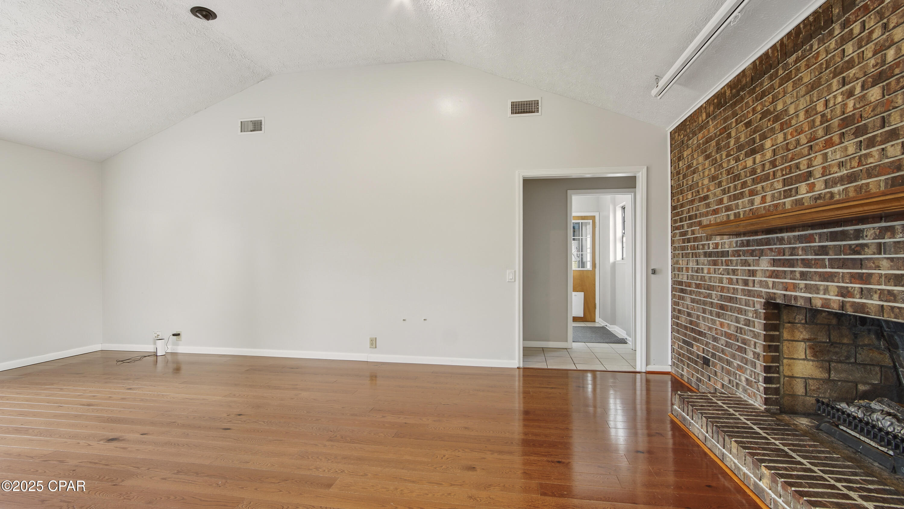 Image 29 For 768 Longwood Circle