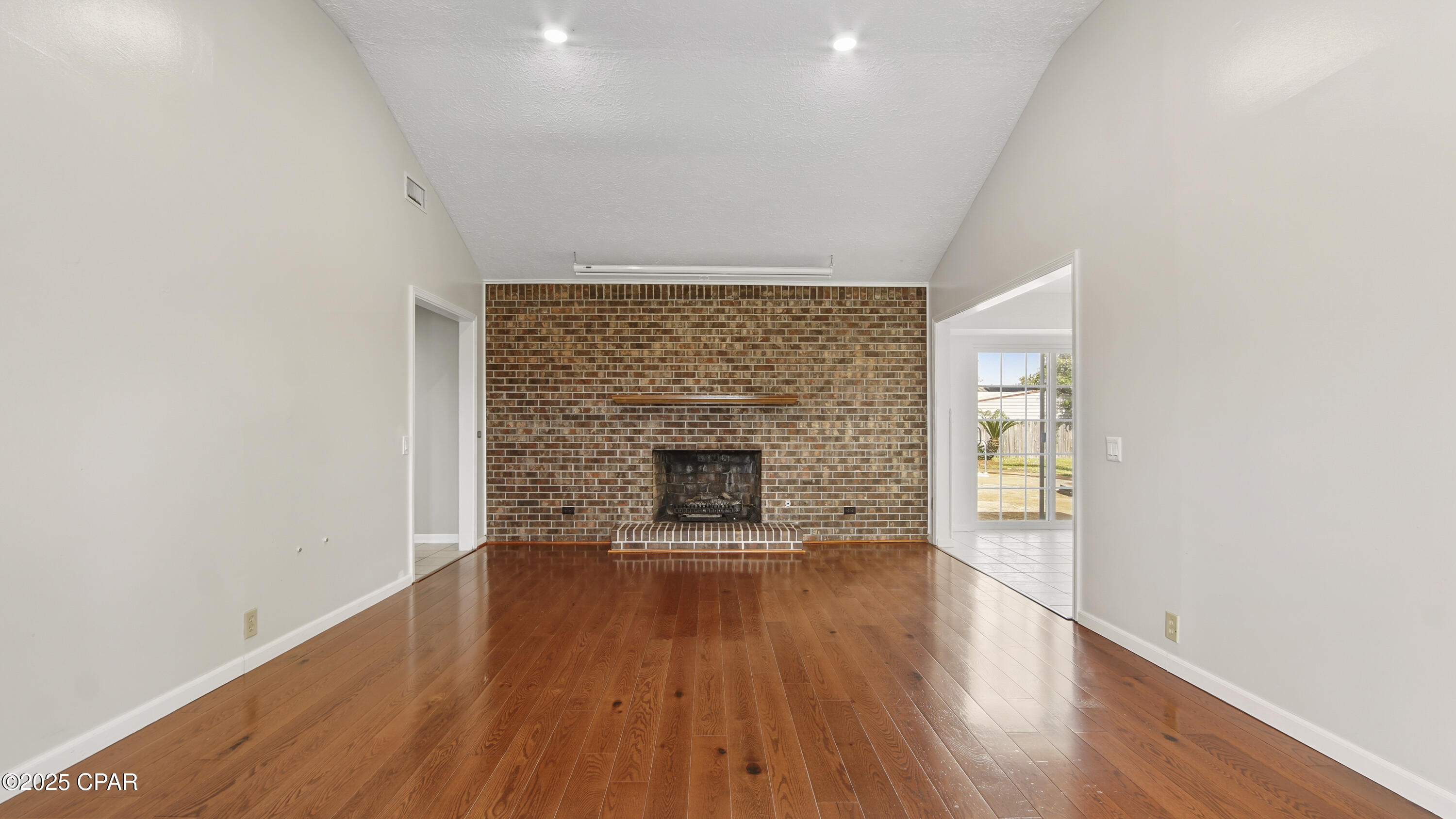 Image 31 For 768 Longwood Circle