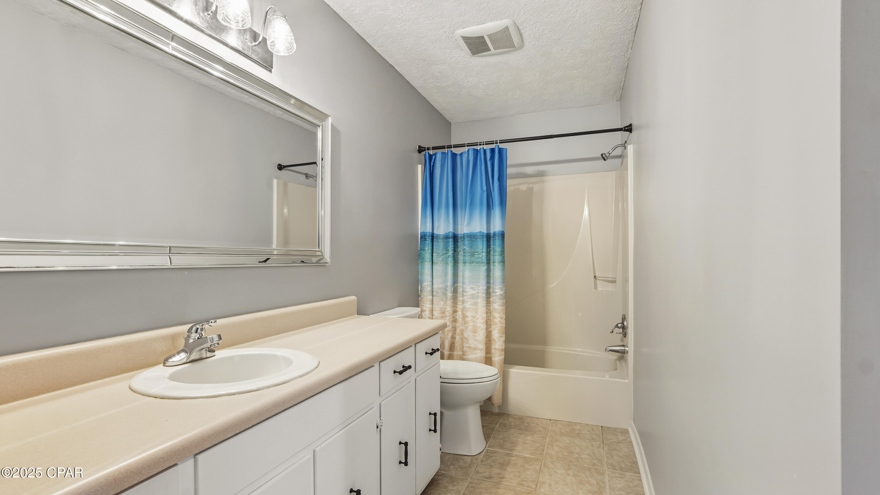 Image 40 For 768 Longwood Circle