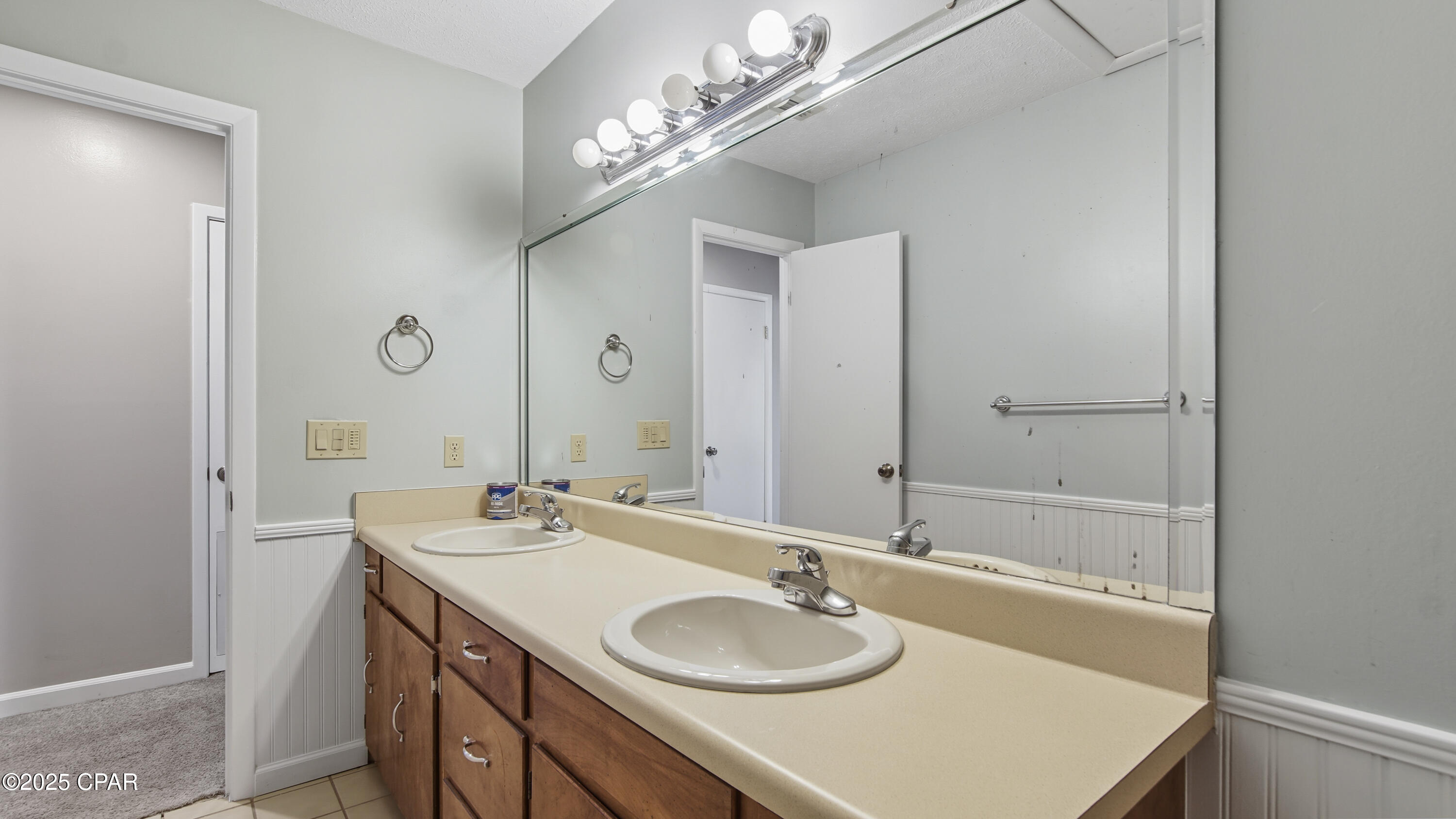 Image 47 For 768 Longwood Circle