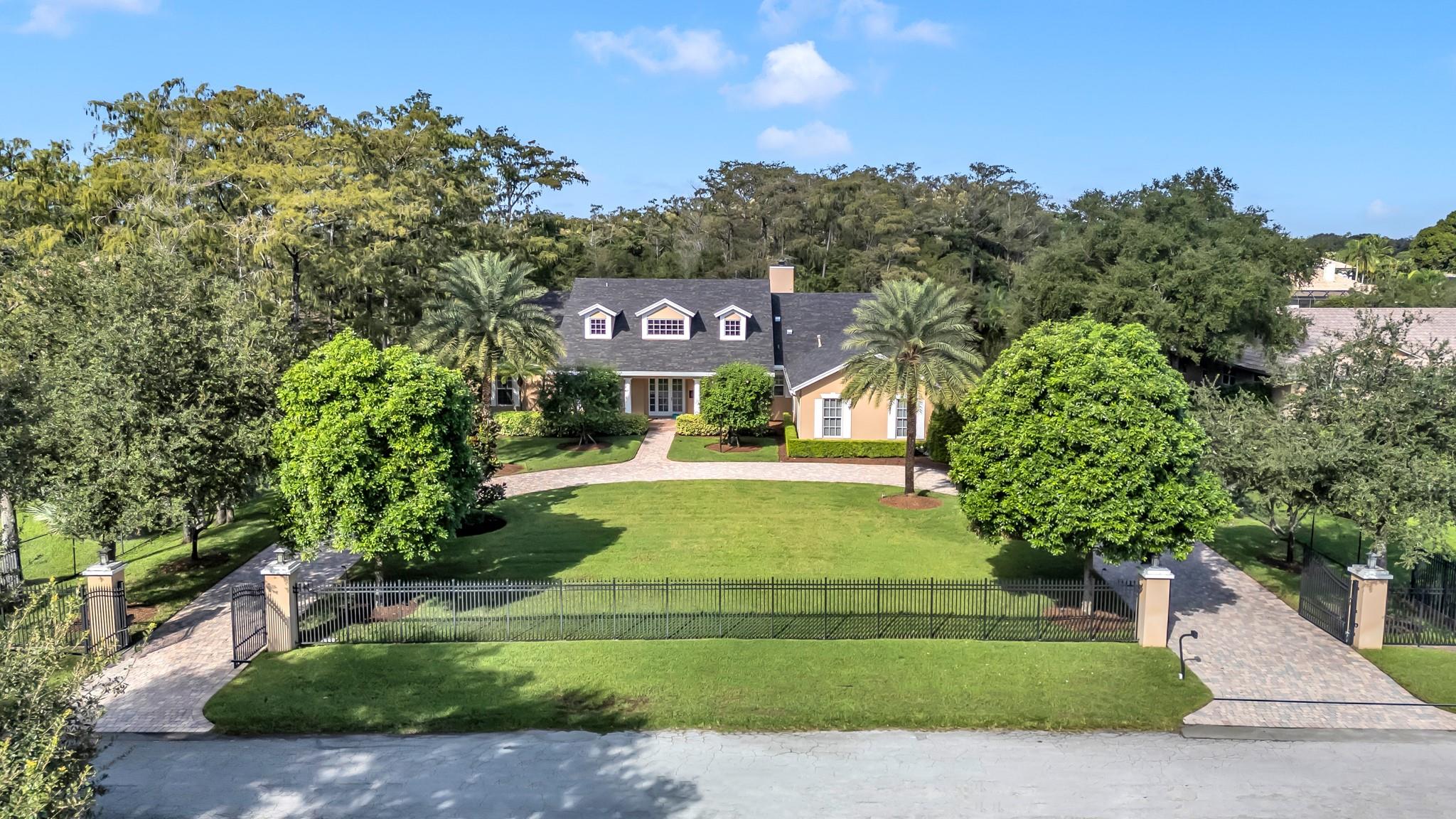 Homes for sale in Parkland, FL | 6041 Nw 74th Ter, Parkland, FL 33067 | MLS# F10530840