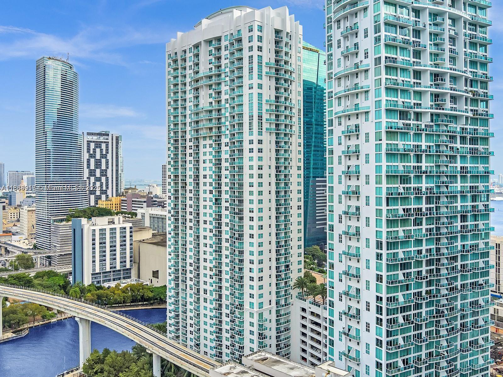 Brickell On The River S.