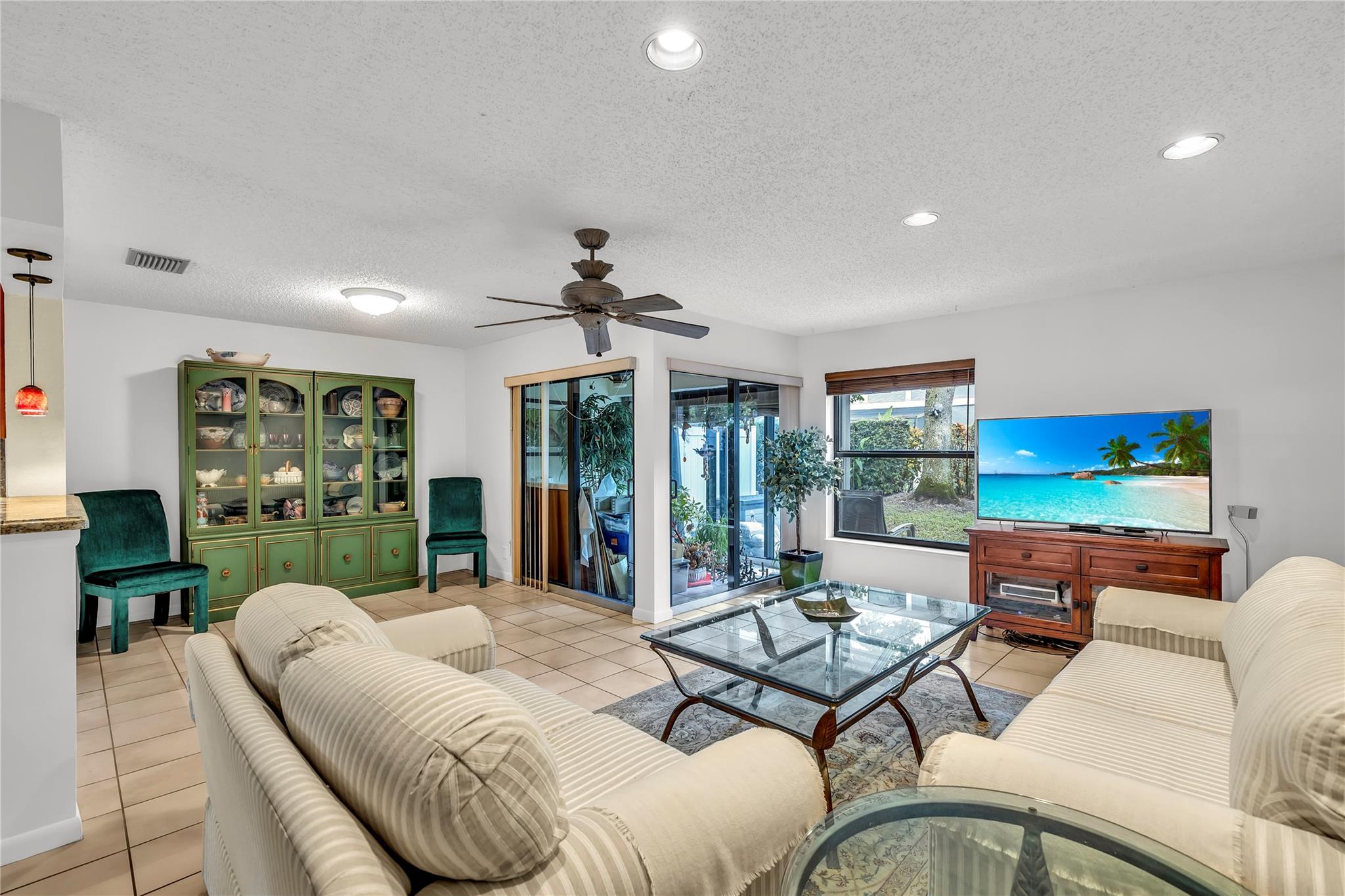 Homes for sale in Coconut Creek, FL | 2737 Nw 42Nd Ave #2737, Coconut Creek, FL 33066 | MLS# F10530273