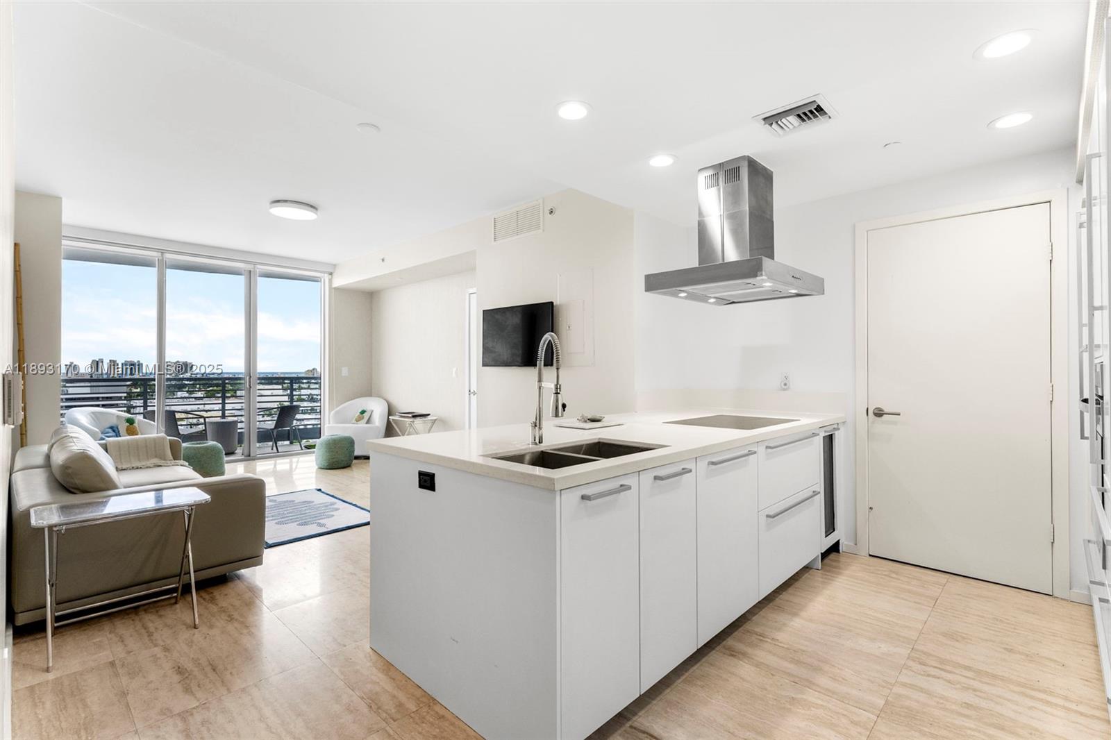 Condo for Rent in Miami Beach, FL