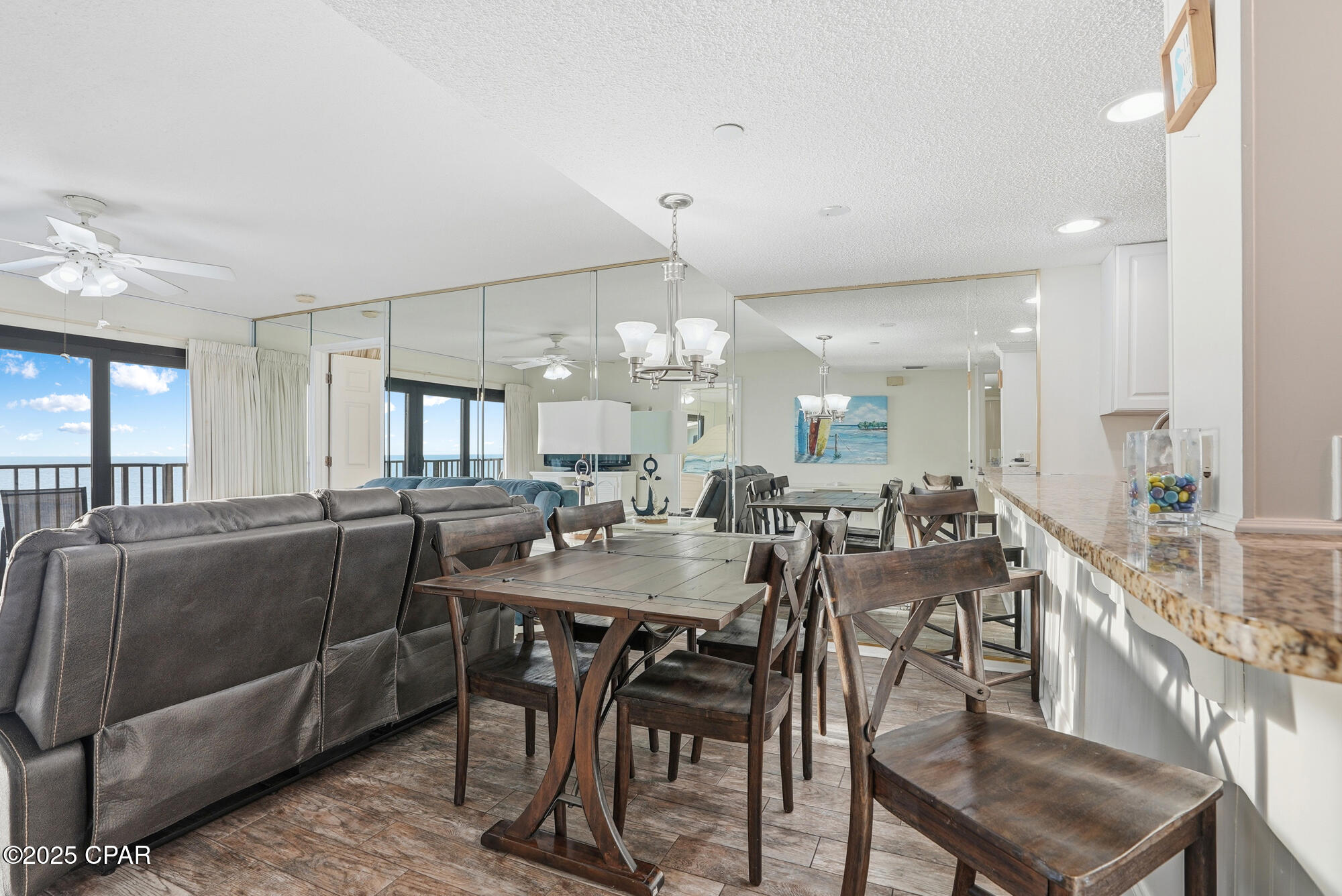 Image 16 For 4715 Thomas Drive 605d