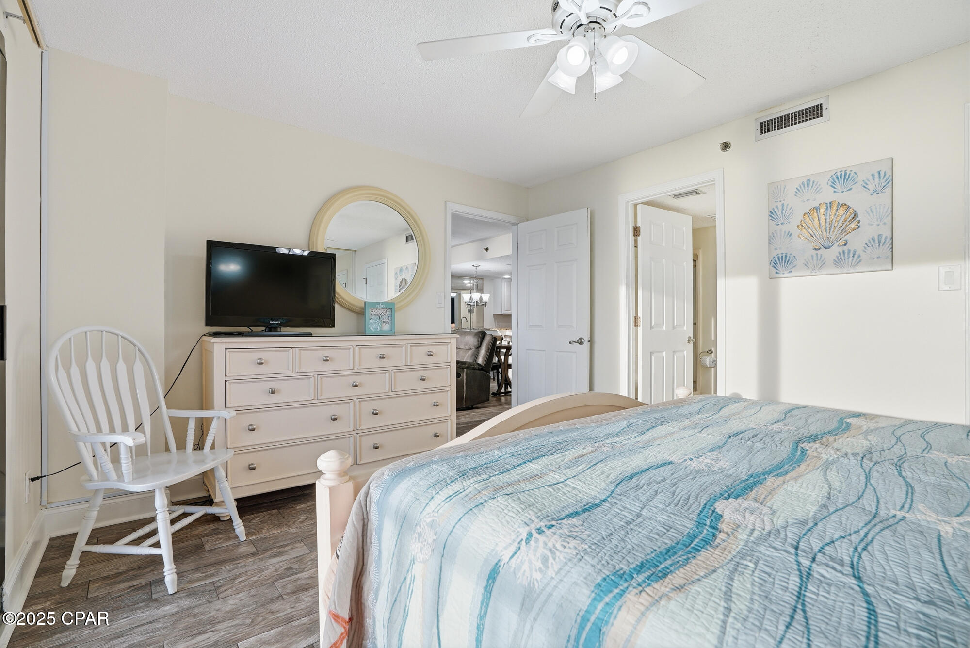 Image 22 For 4715 Thomas Drive 605d