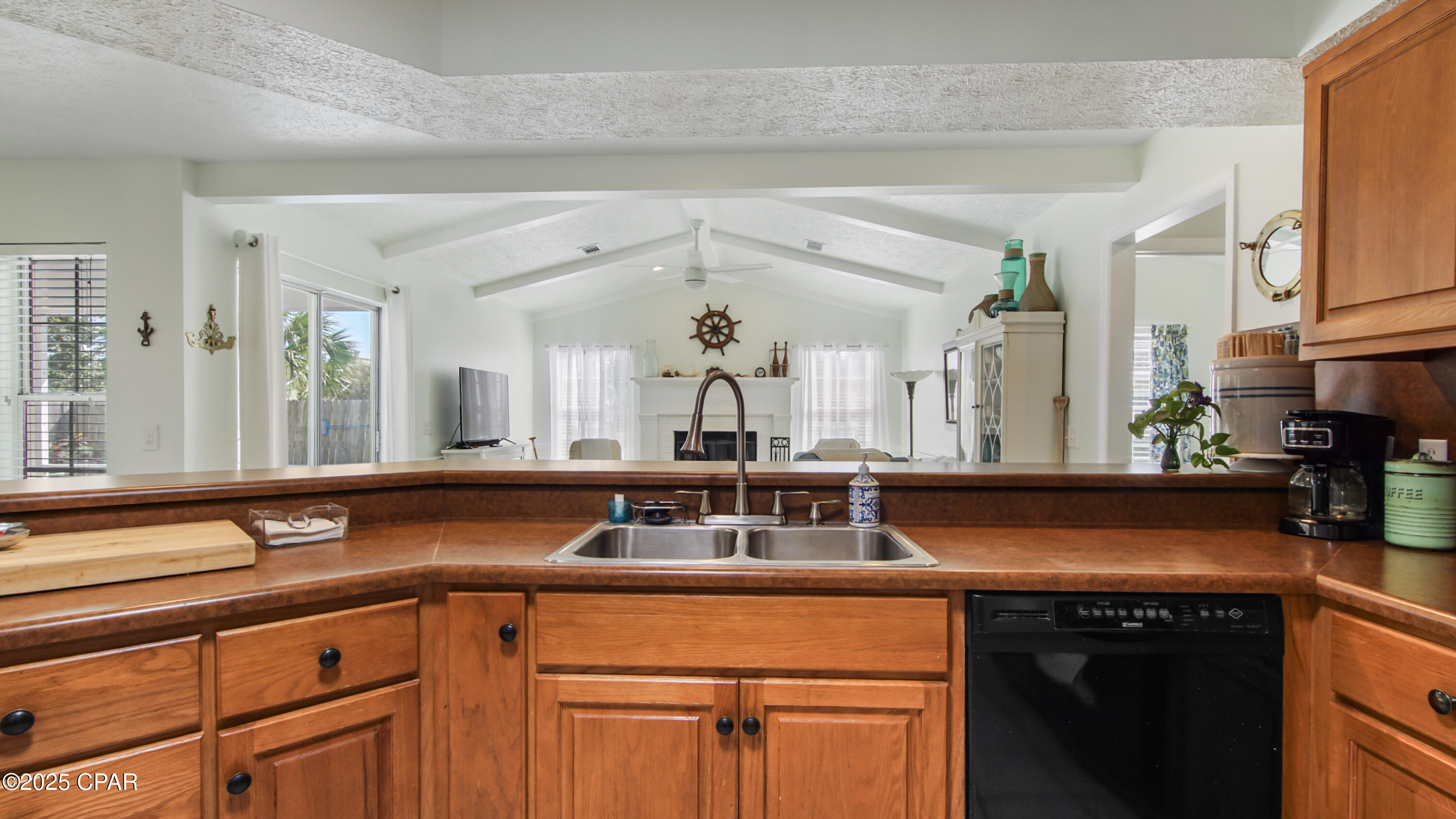 Image 19 For 204 Verde Wood Circle