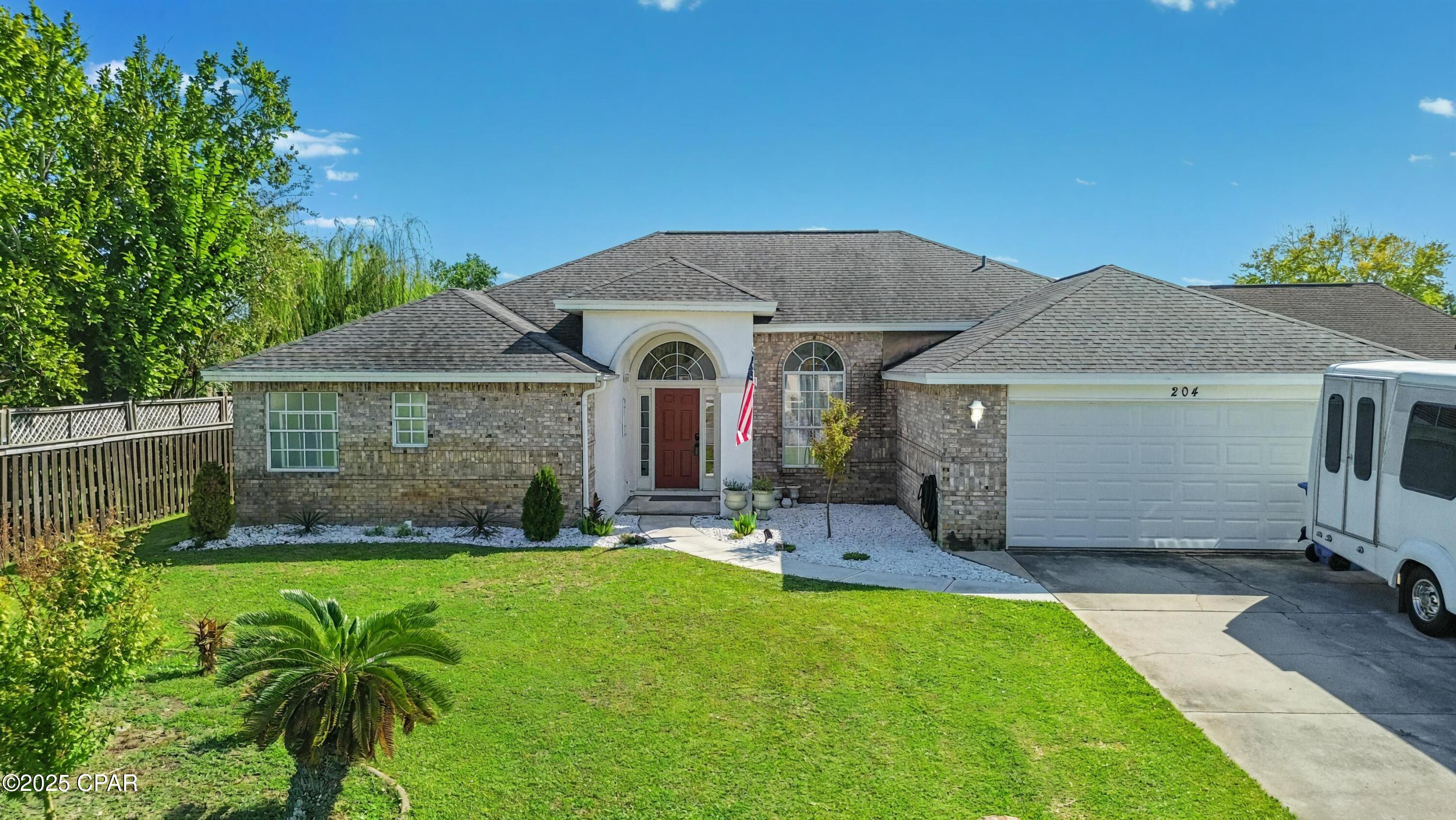 Image 2 For 204 Verde Wood Circle