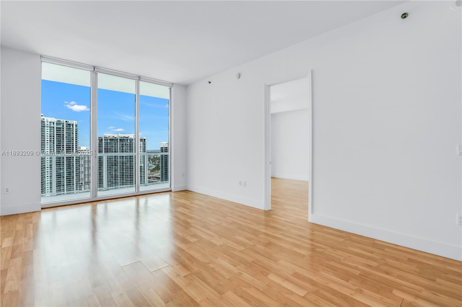 Apartamento para Alugar em Miami, FL