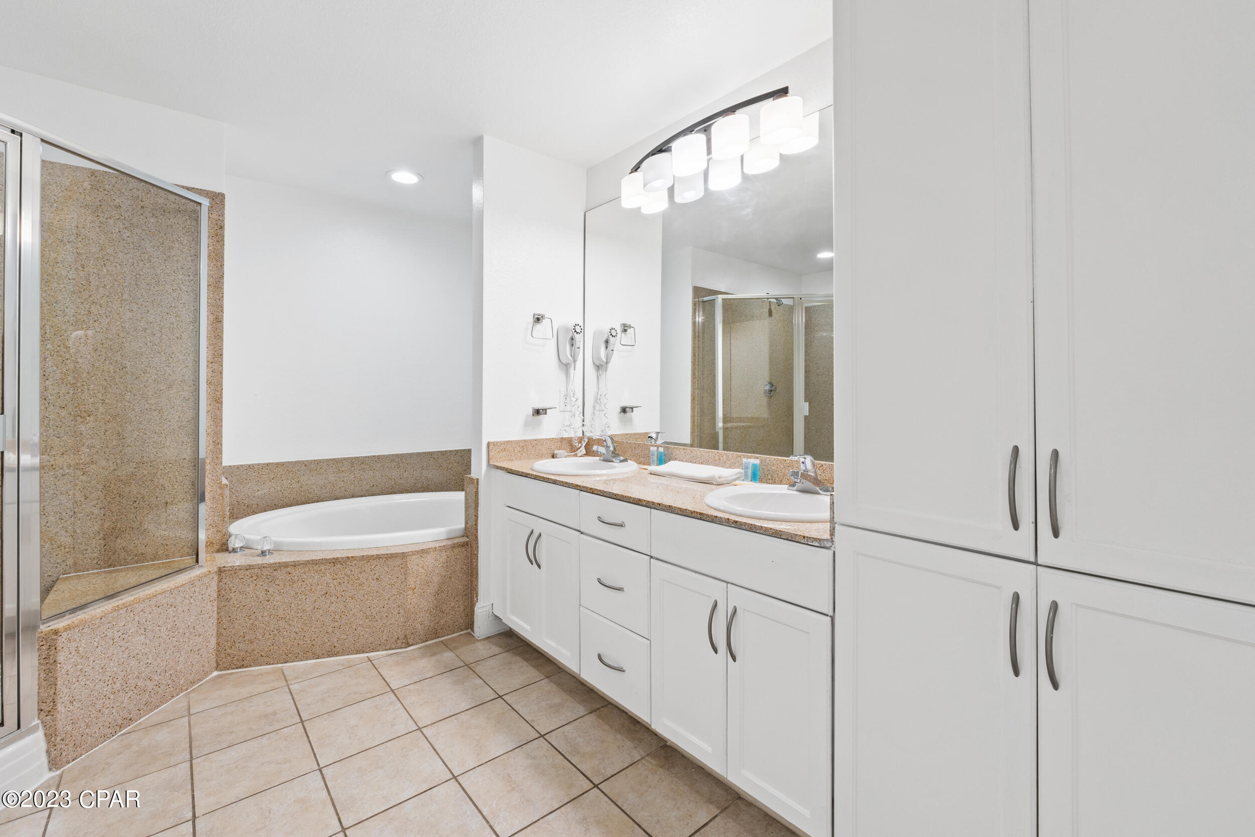 Image 10 For 9902 Thomas Drive 1538