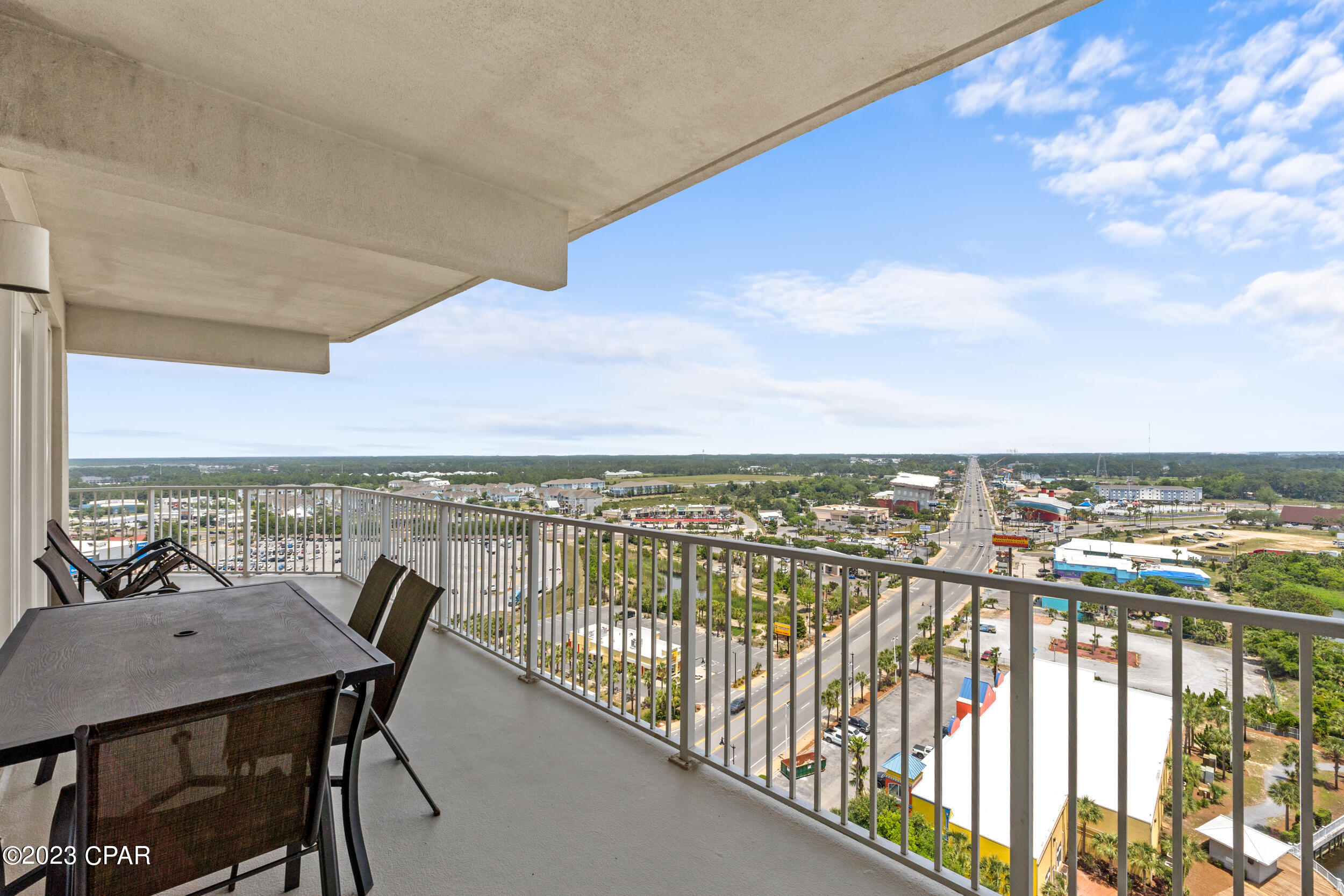 Image 18 For 9902 Thomas Drive 1538