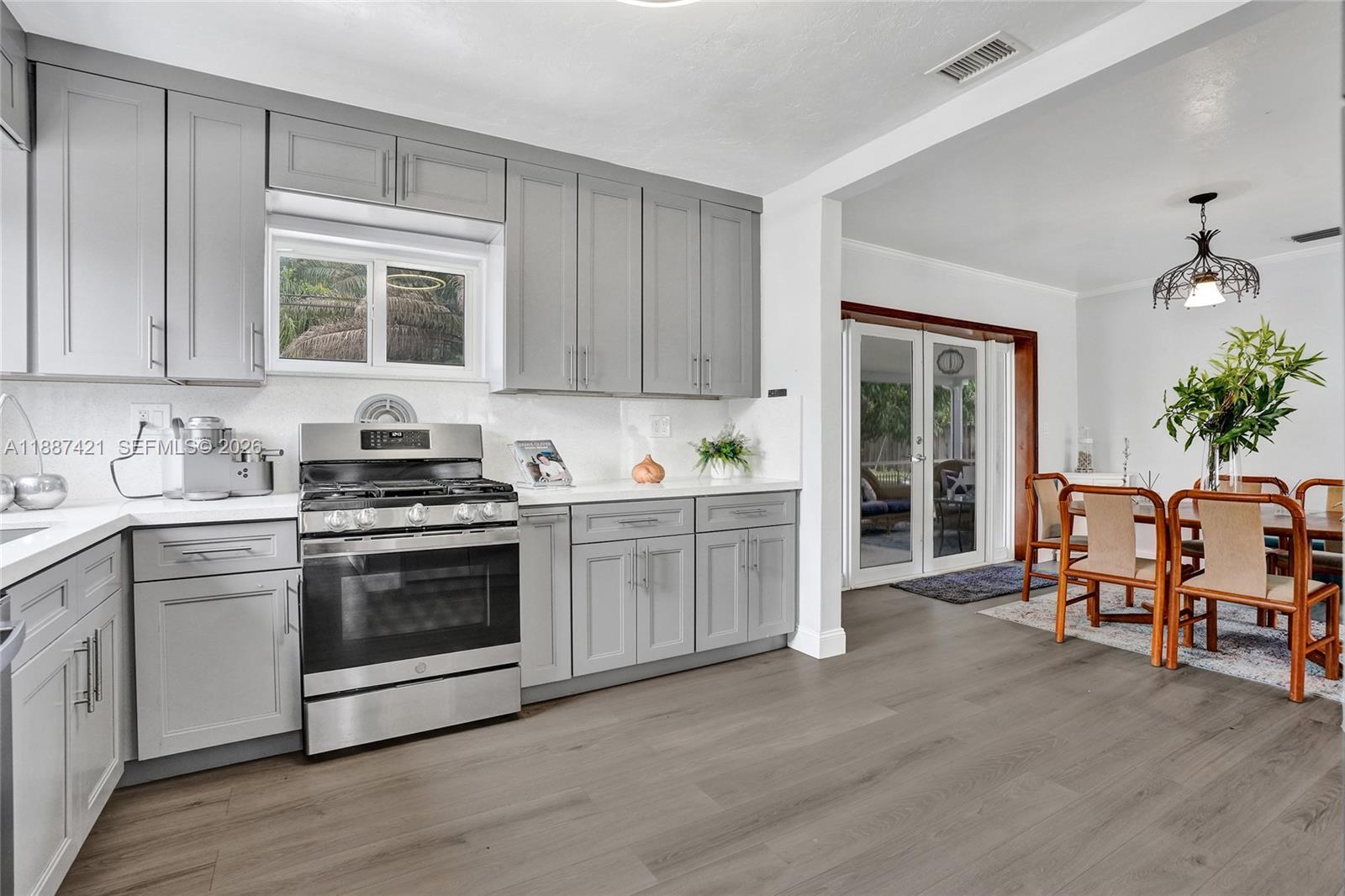 Whispering Pines Est Sec