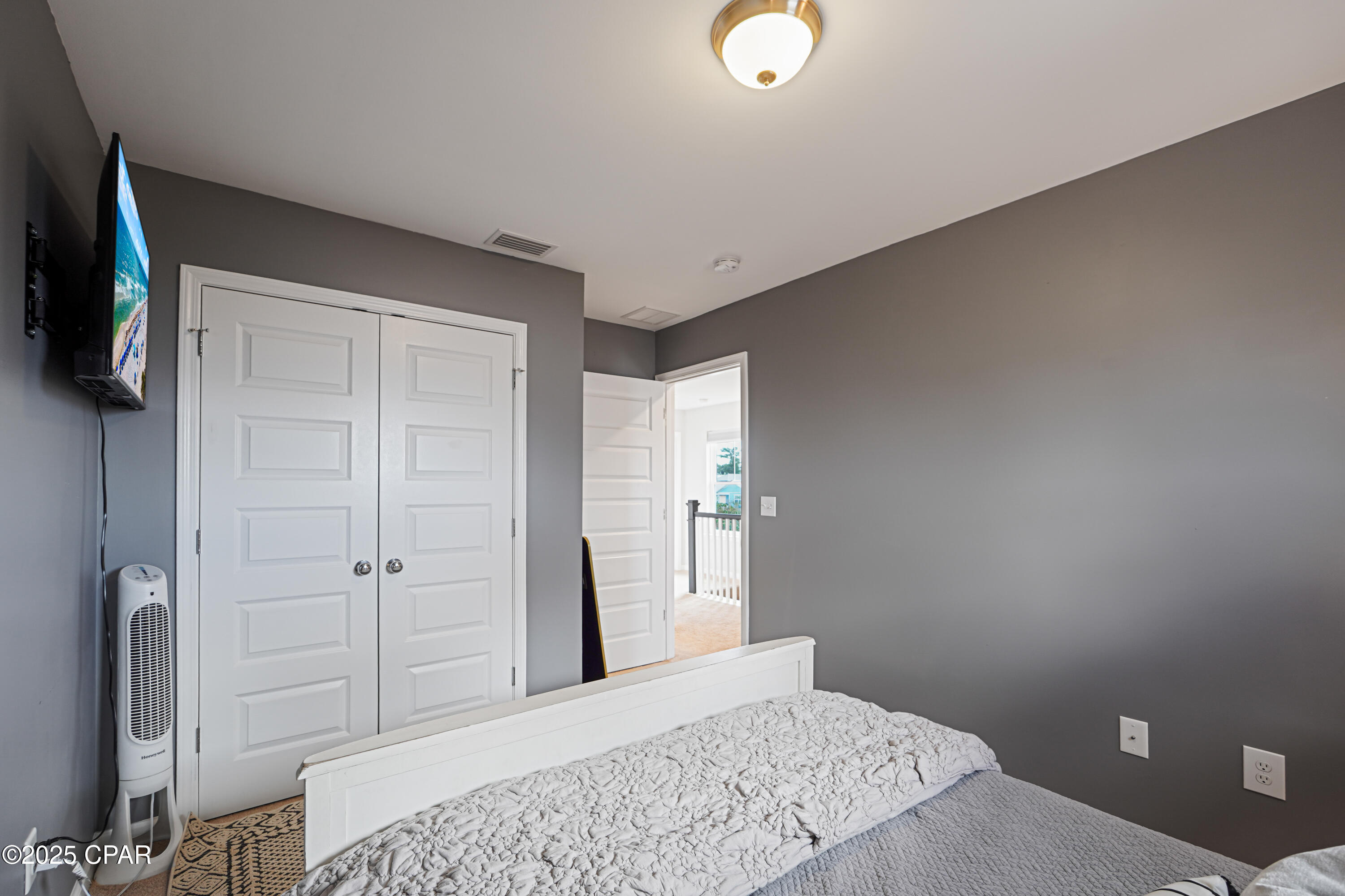 Image 27 For 330 Raven Lane