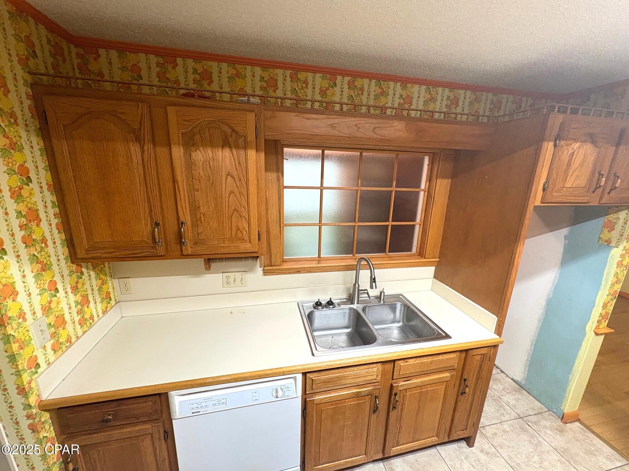 Image 13 For 3308 Parkridge Road