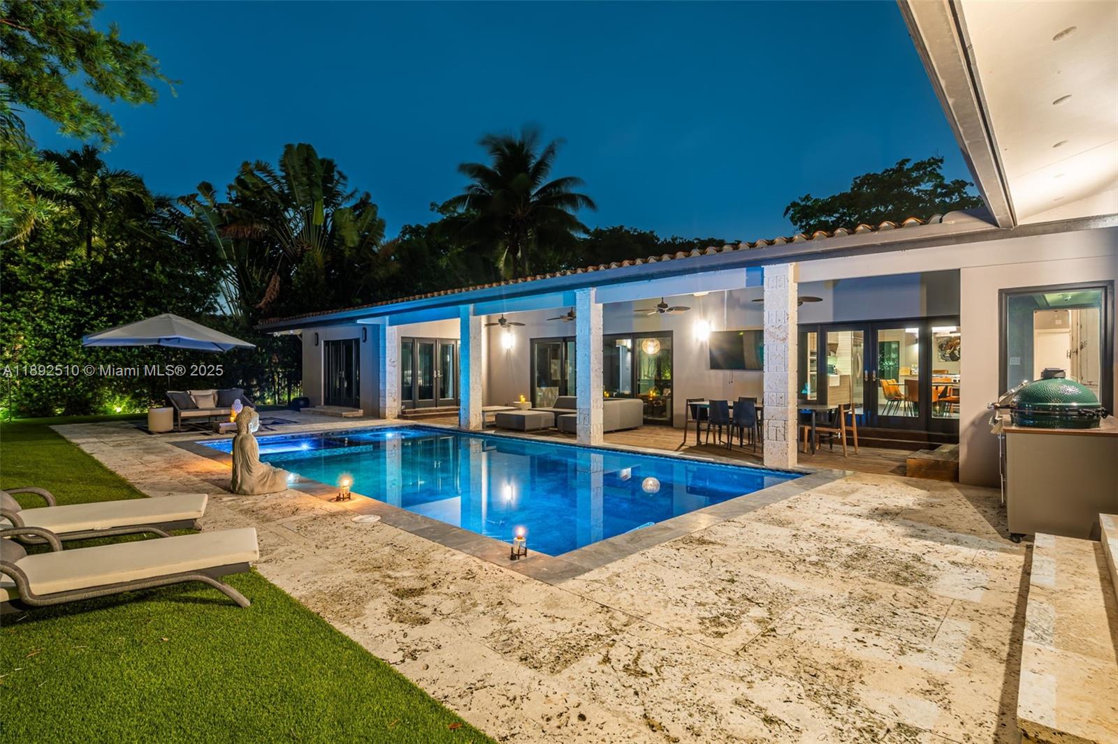 Casa à Venda em Coral Gables, FL