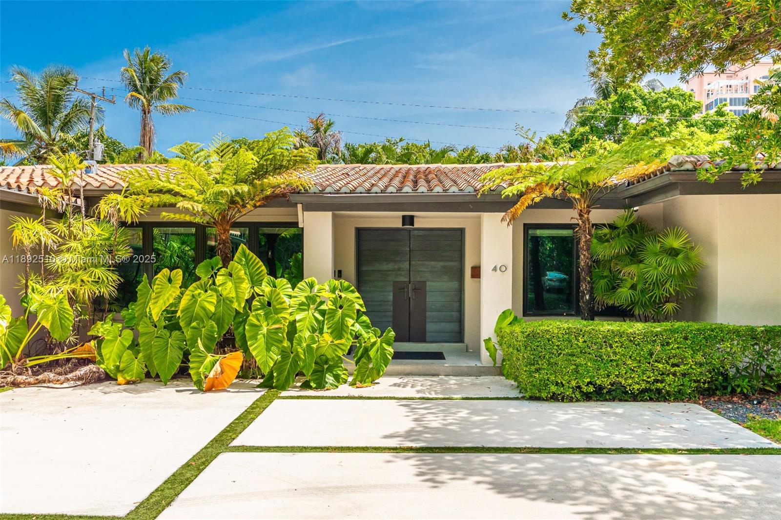 House for Sale in Coral Gables, FL