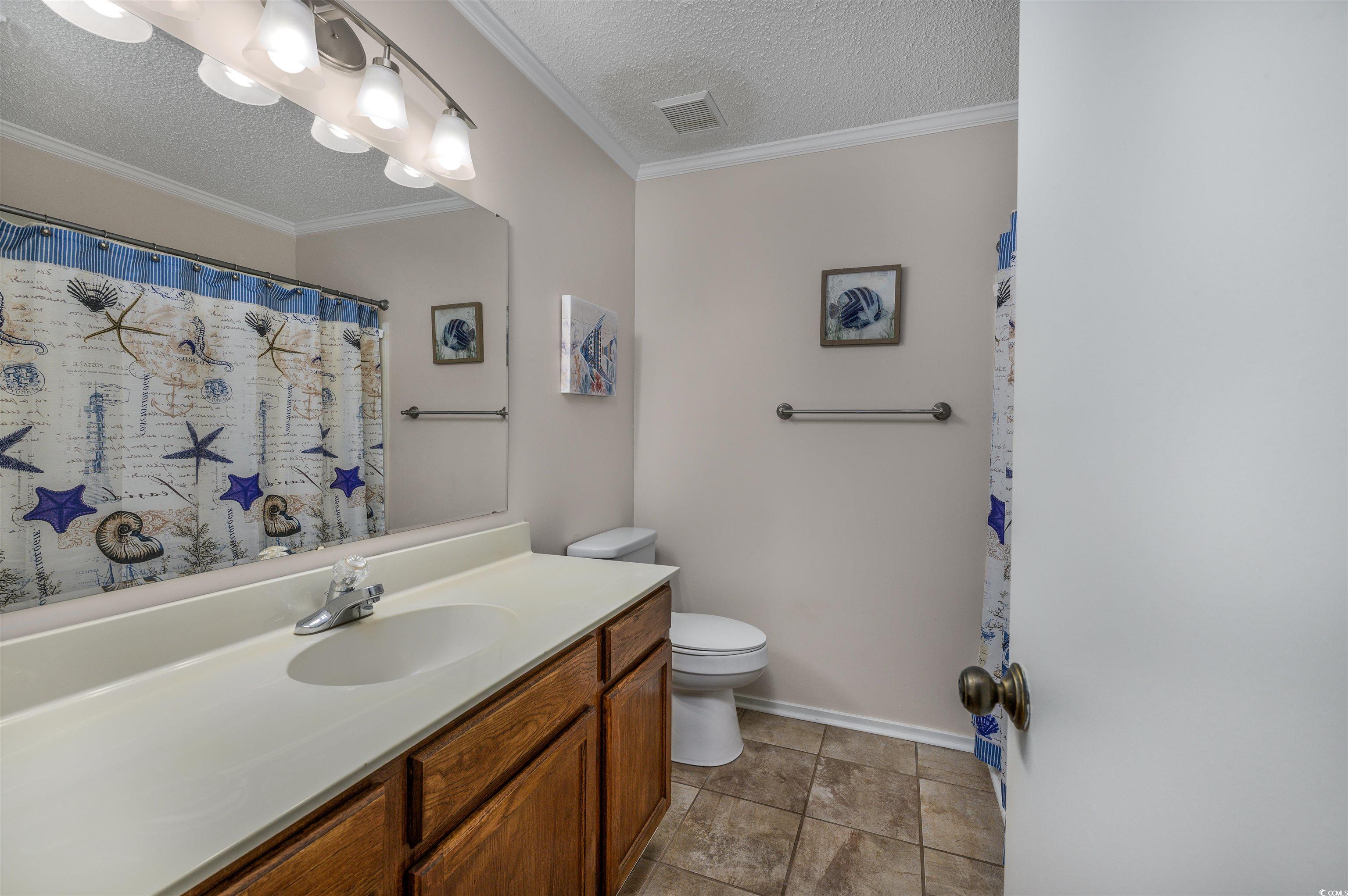 2524615 | Photo 22
