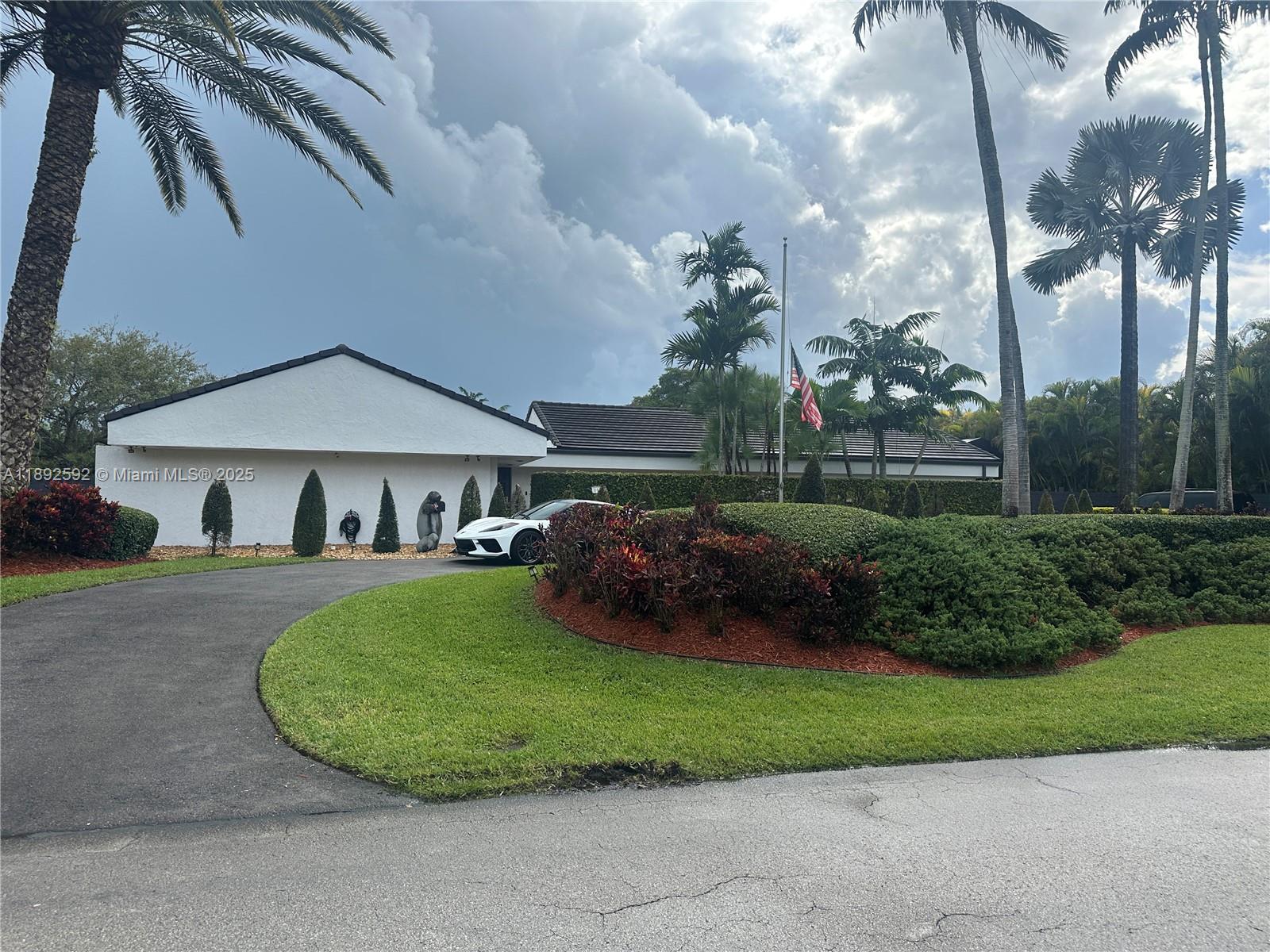 Homes for sale in Palmetto Bay, FL | 8050 Sw 170th St, Palmetto Bay, FL 33157 | MLS# A11892592