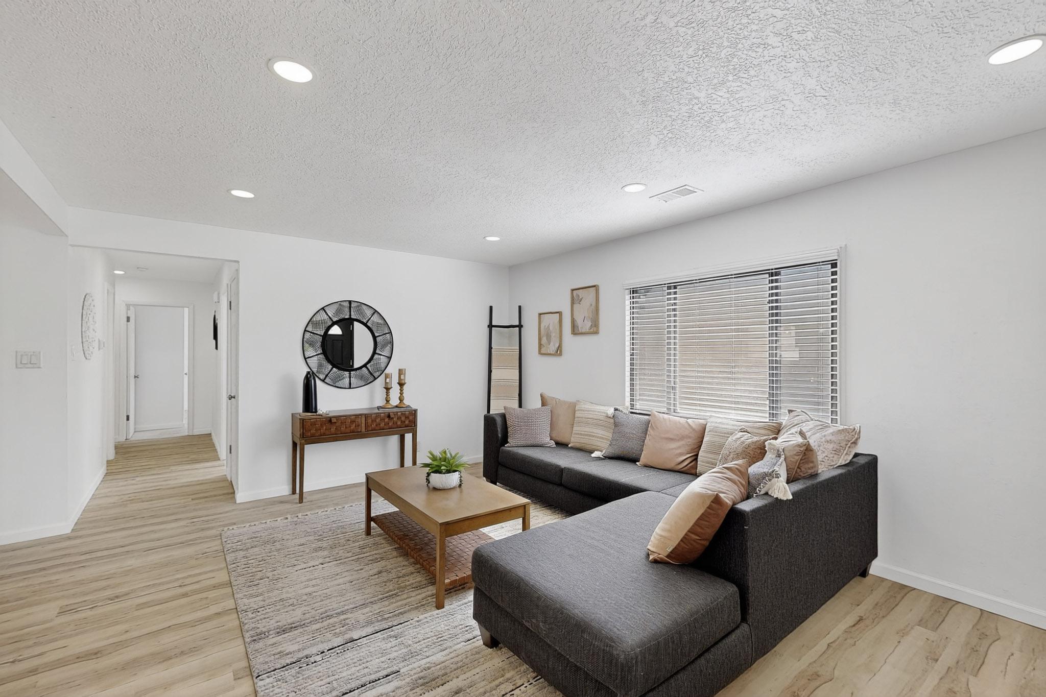 1820 LESTER DRIVE NE DRIVE NE, ALBUQUERQUE, NM 87112  Photo 4