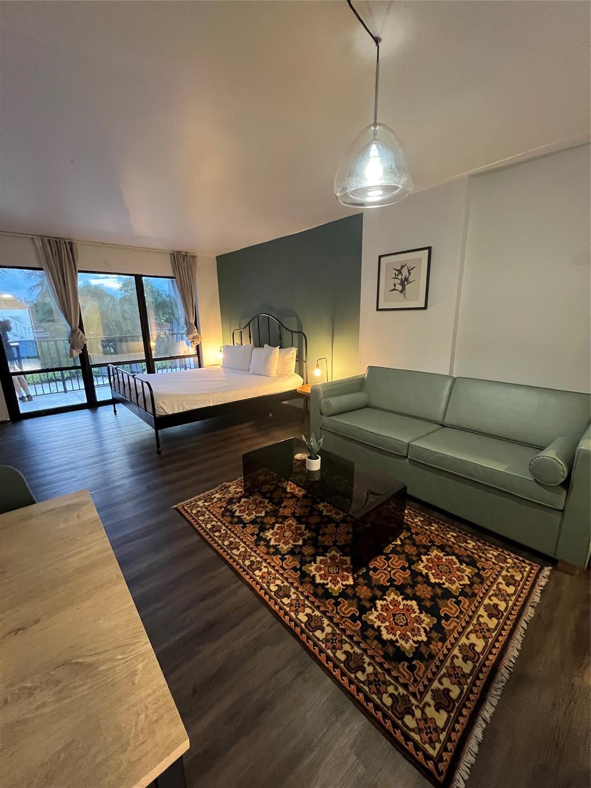 Lauderdale Beach Ext 27-4