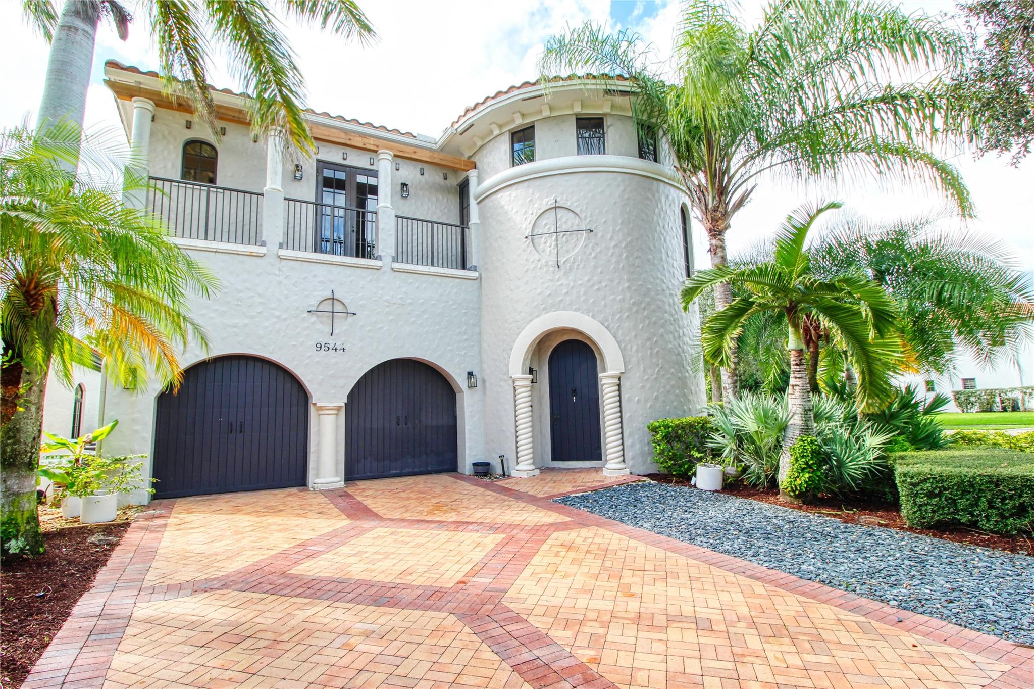 Homes for sale in Parkland, FL | 9544 Kenley Ct, Parkland, FL 33076 | MLS# F10527528