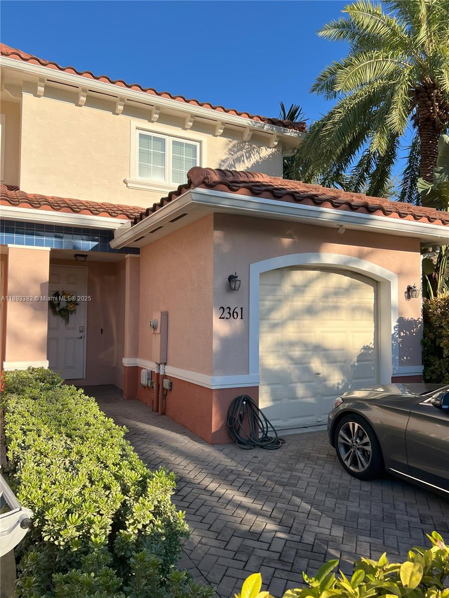 Santa Barbara Villas
