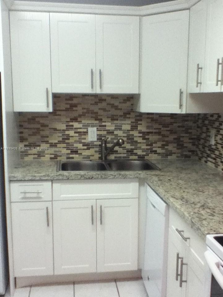 Doral Gardens II Condo