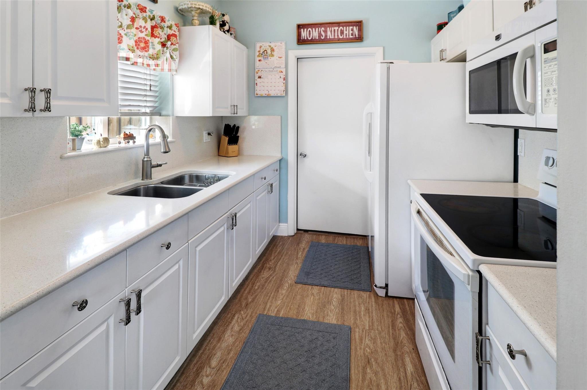 Homes for sale in North Lauderdale, FL | 719 Sw 79Th Ave, North Lauderdale, FL 33068 | MLS# F10530798