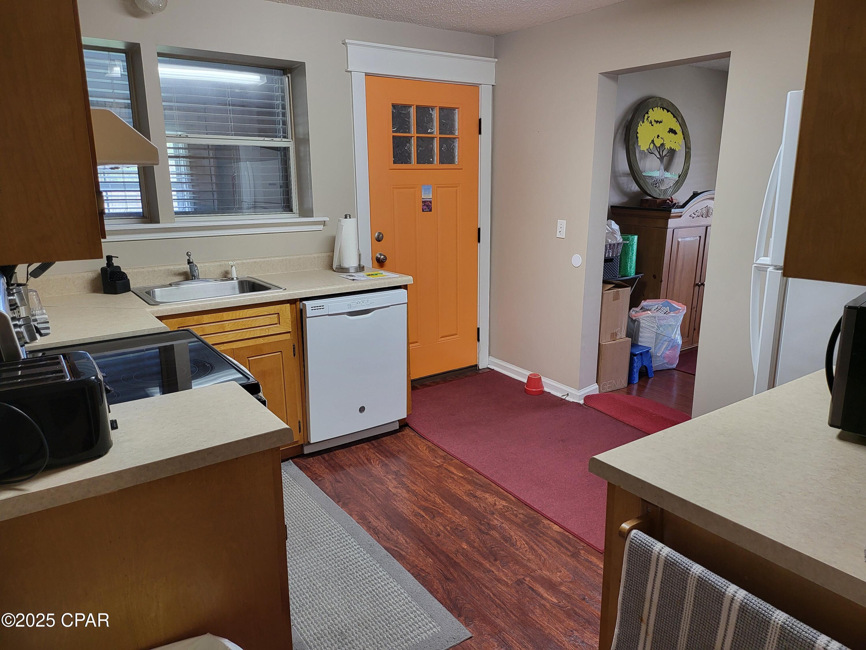 Image 3 For 5545 Brown Street