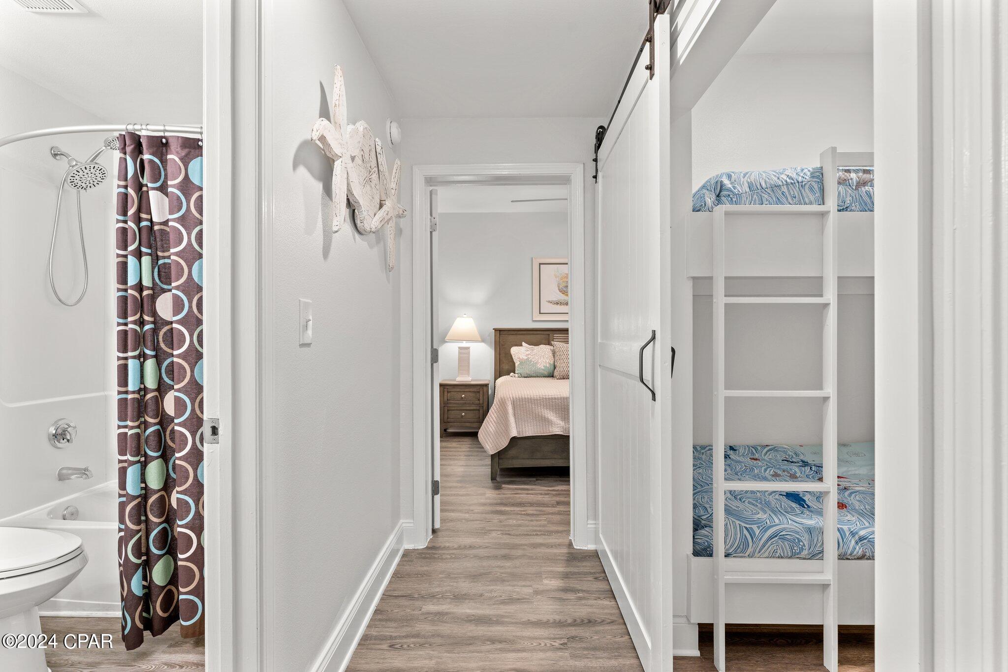 Image 17 For 9860 Thomas Drive 207