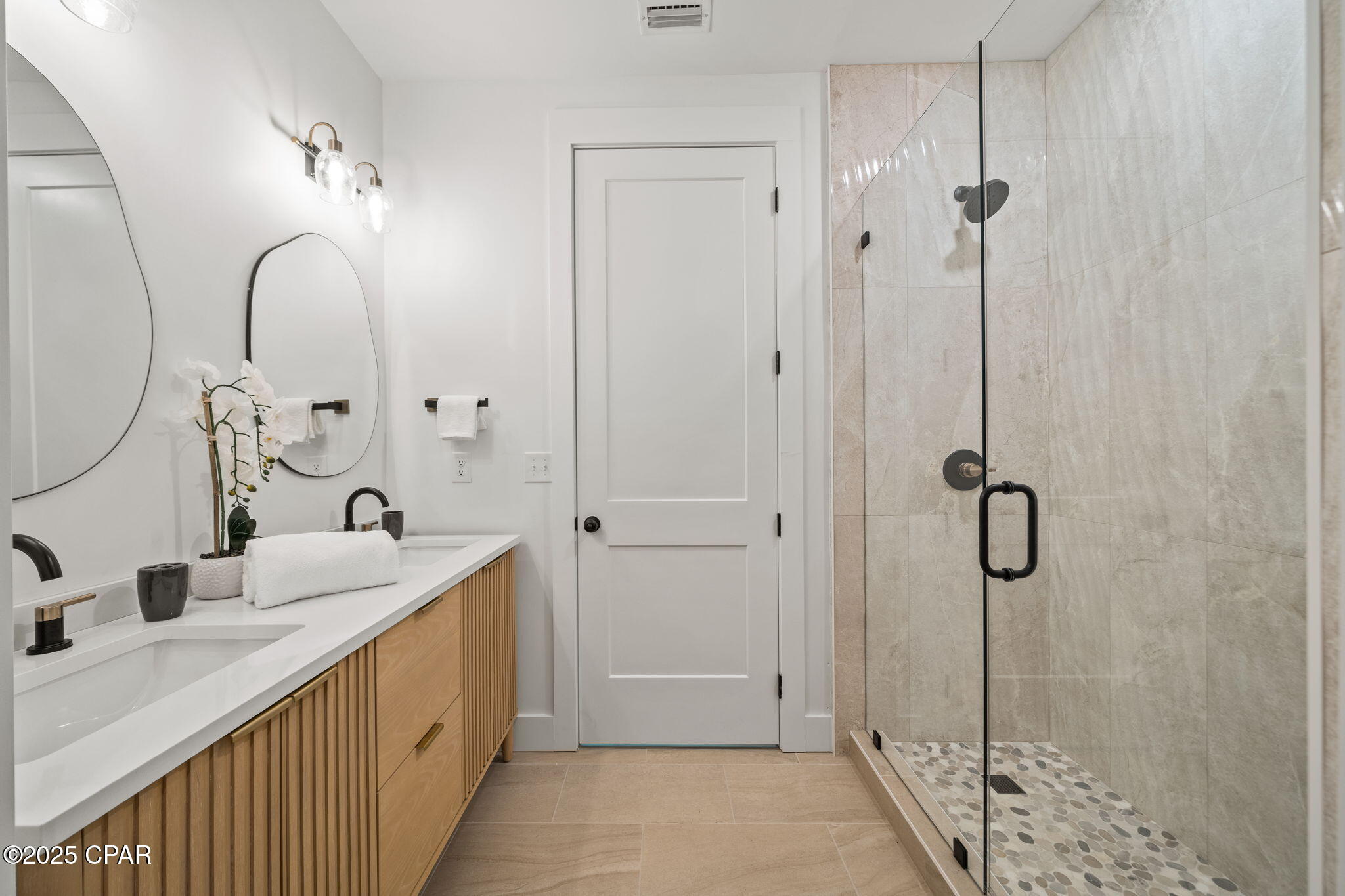 Image 29 For 145 Manistee Drive