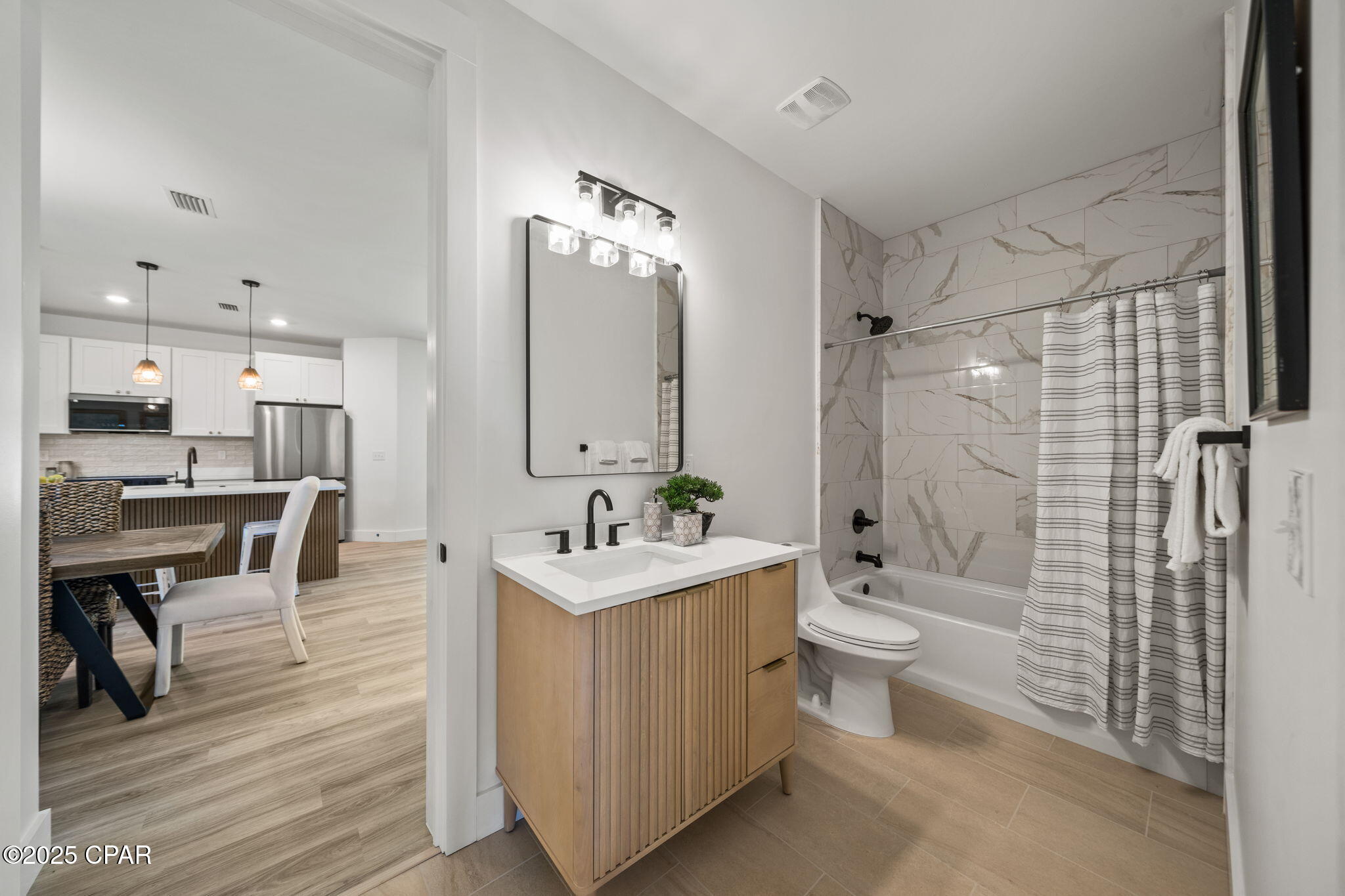 Image 33 For 145 Manistee Drive