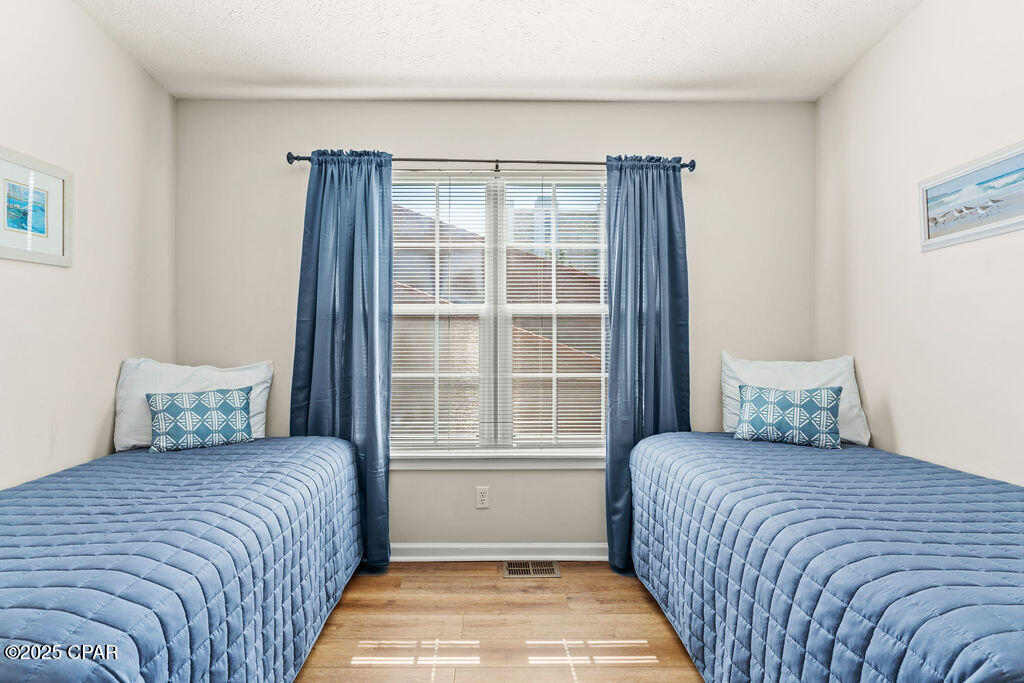 Image 32 For 216 Grande Island Boulevard